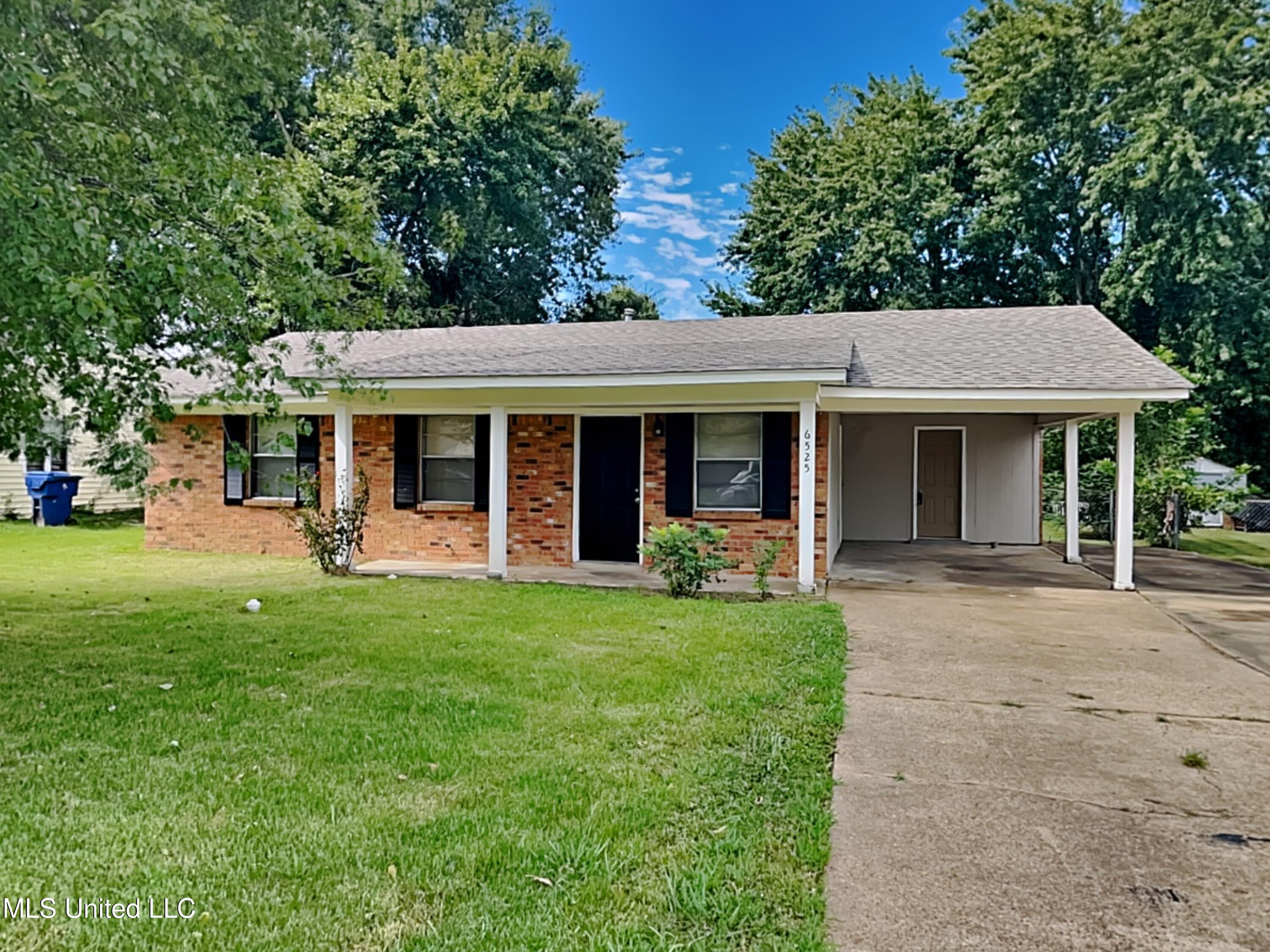 6525 Yorkshire Road Property Photo 1