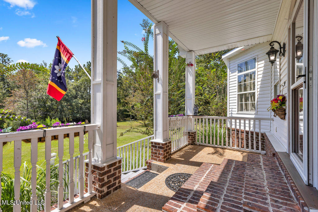 20507 Old Biloxi Road Property Photo 7