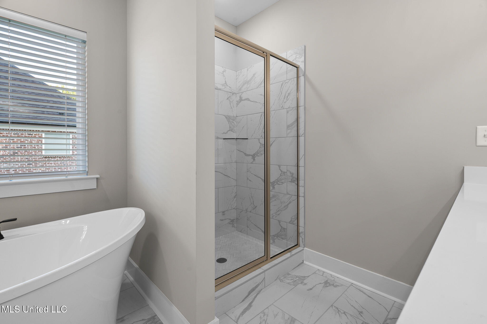 7684 Ridgefield Drive Property Photo 15