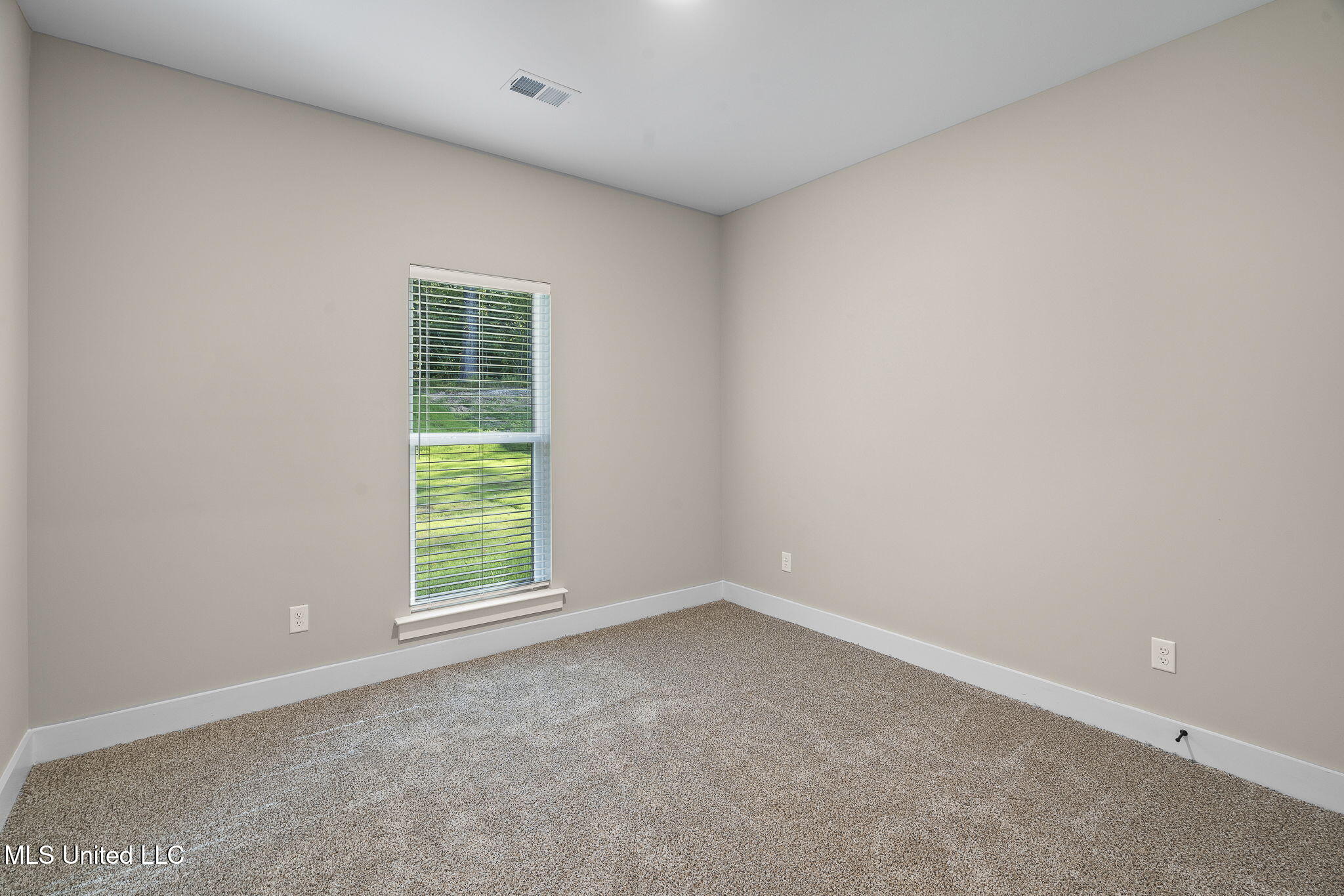 7684 Ridgefield Drive Property Photo 19