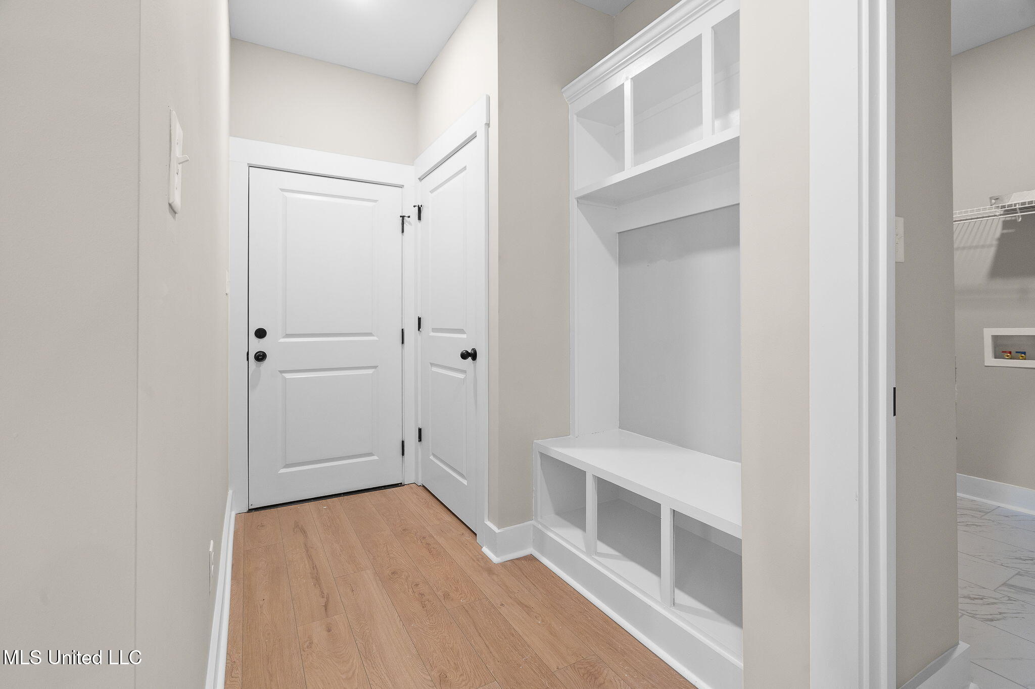 7684 Ridgefield Drive Property Photo 24