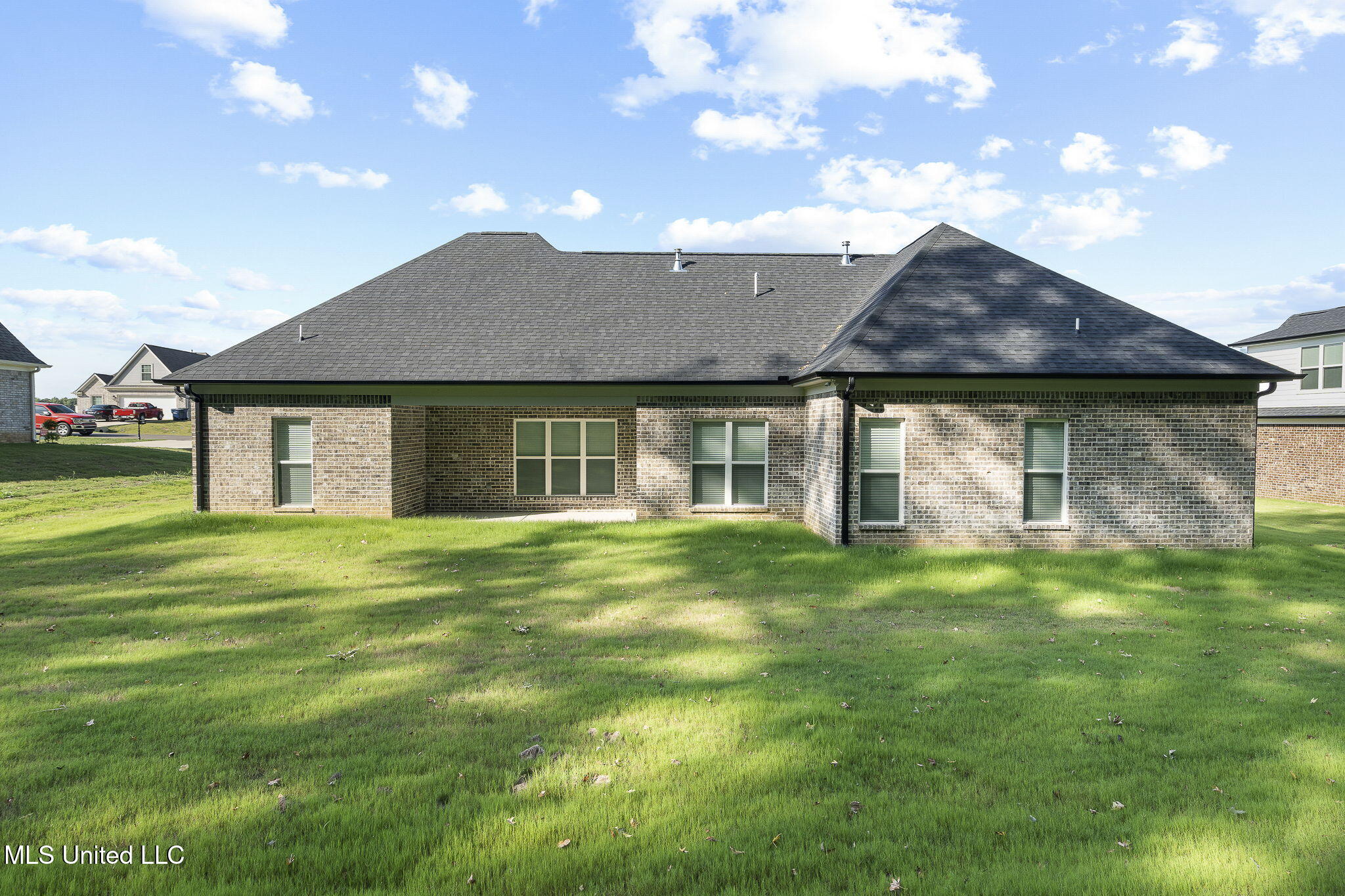 7684 Ridgefield Drive Property Photo 27