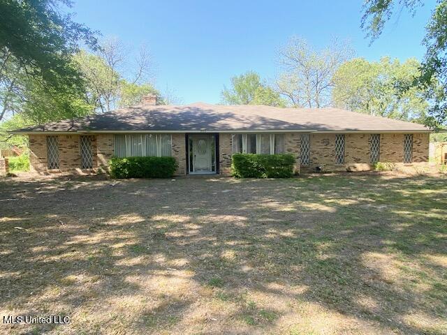 243 W Lee Drive Property Photo 1