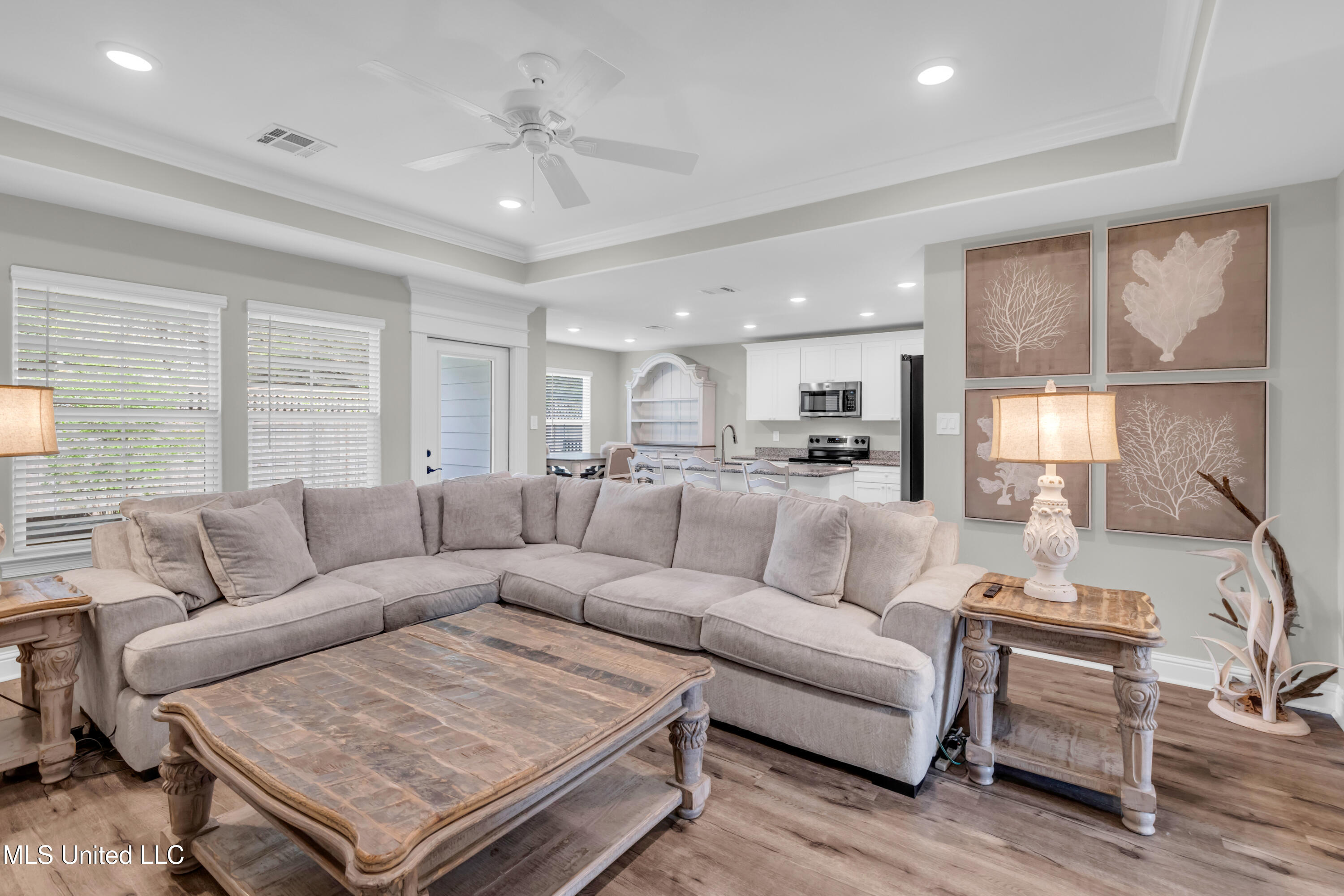 136 Pointe Breeze Way Property Photo 8