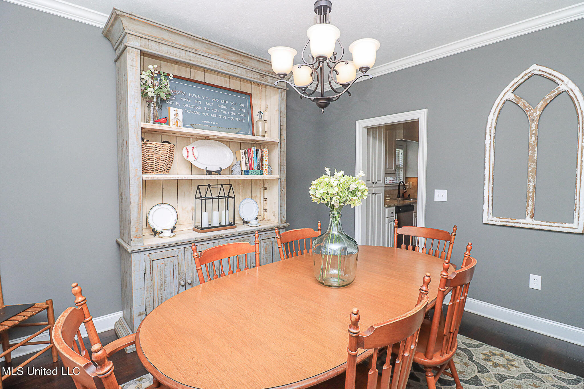 109 Elizabeth Drive Property Photo 7