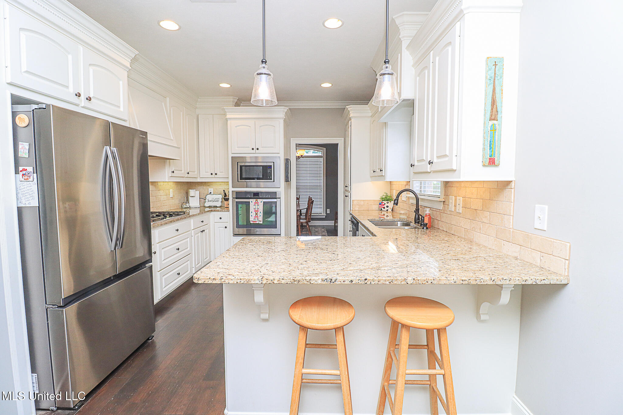 109 Elizabeth Drive Property Photo 9