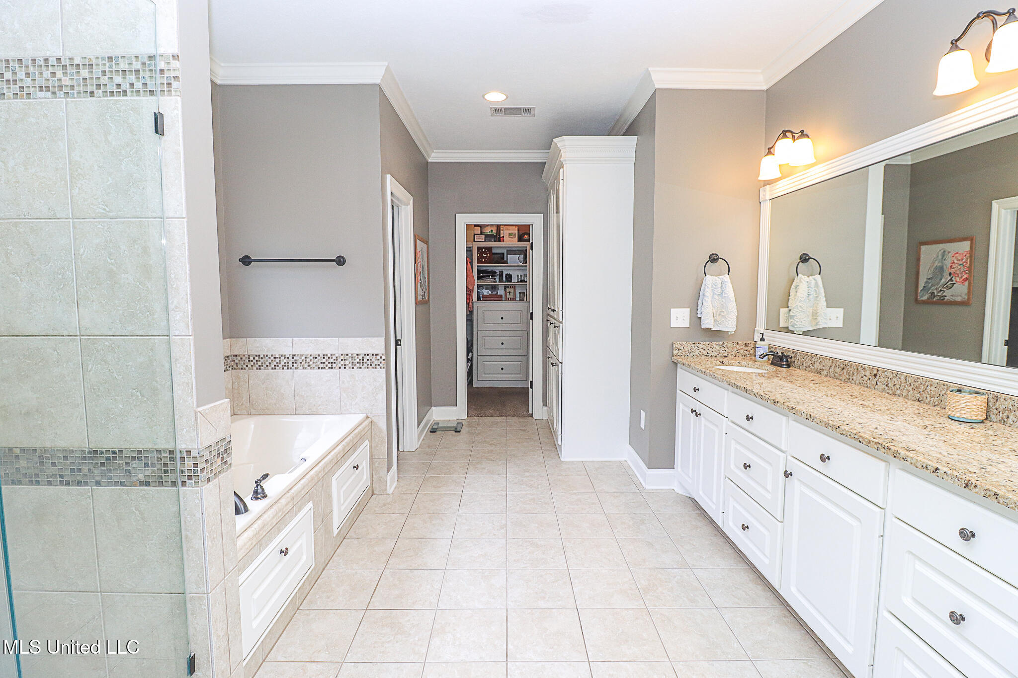 109 Elizabeth Drive Property Photo 27