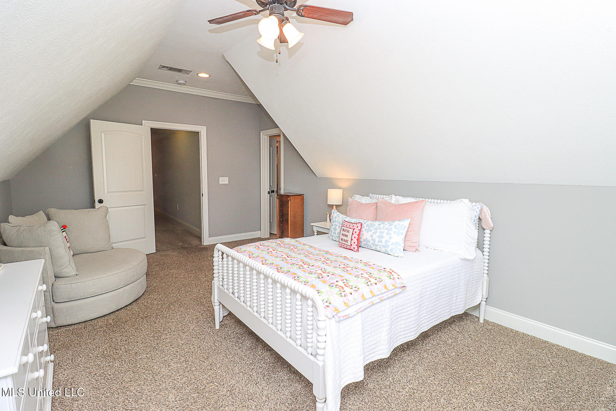 109 Elizabeth Drive Property Photo 49