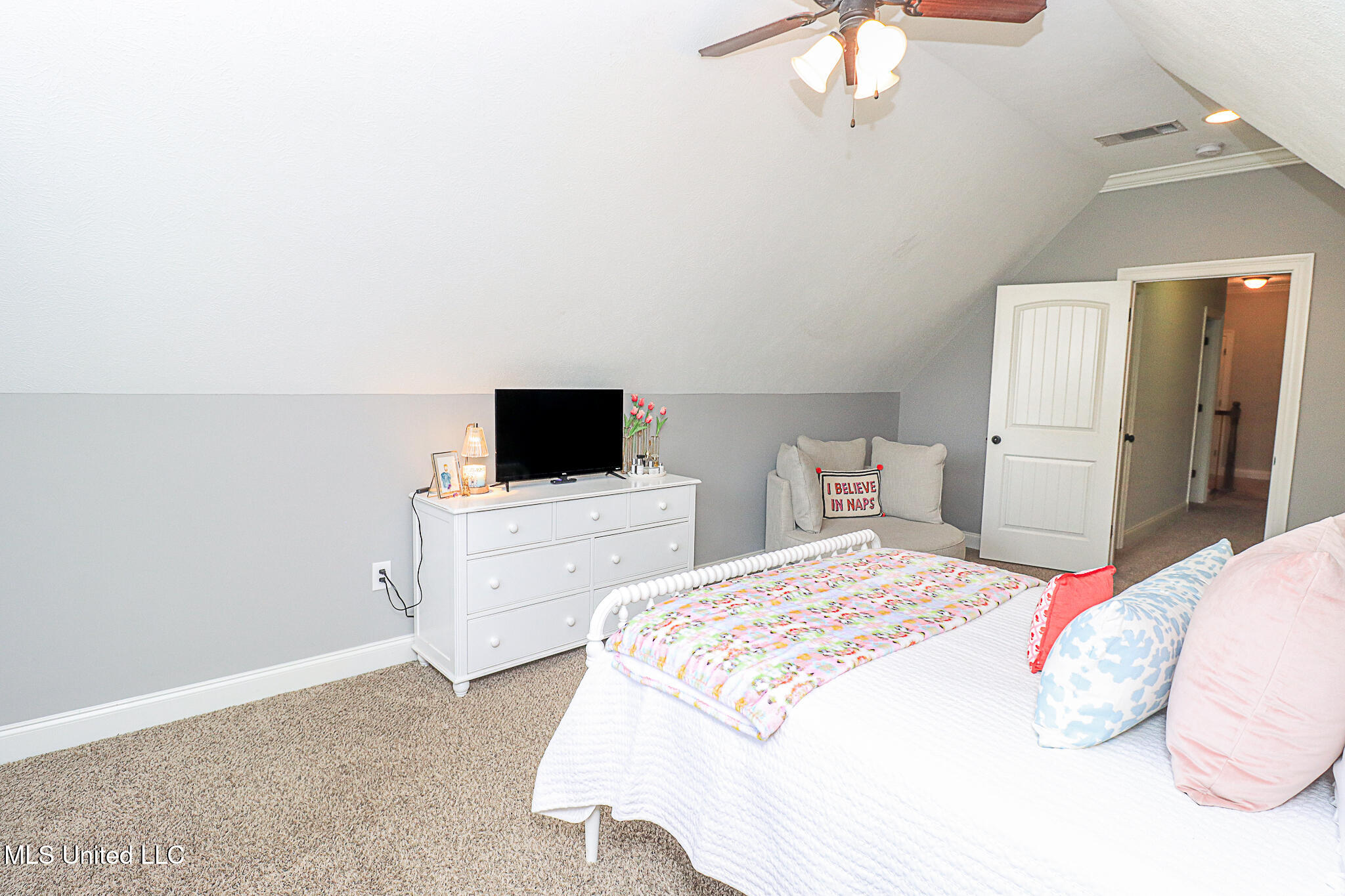 109 Elizabeth Drive Property Photo 50