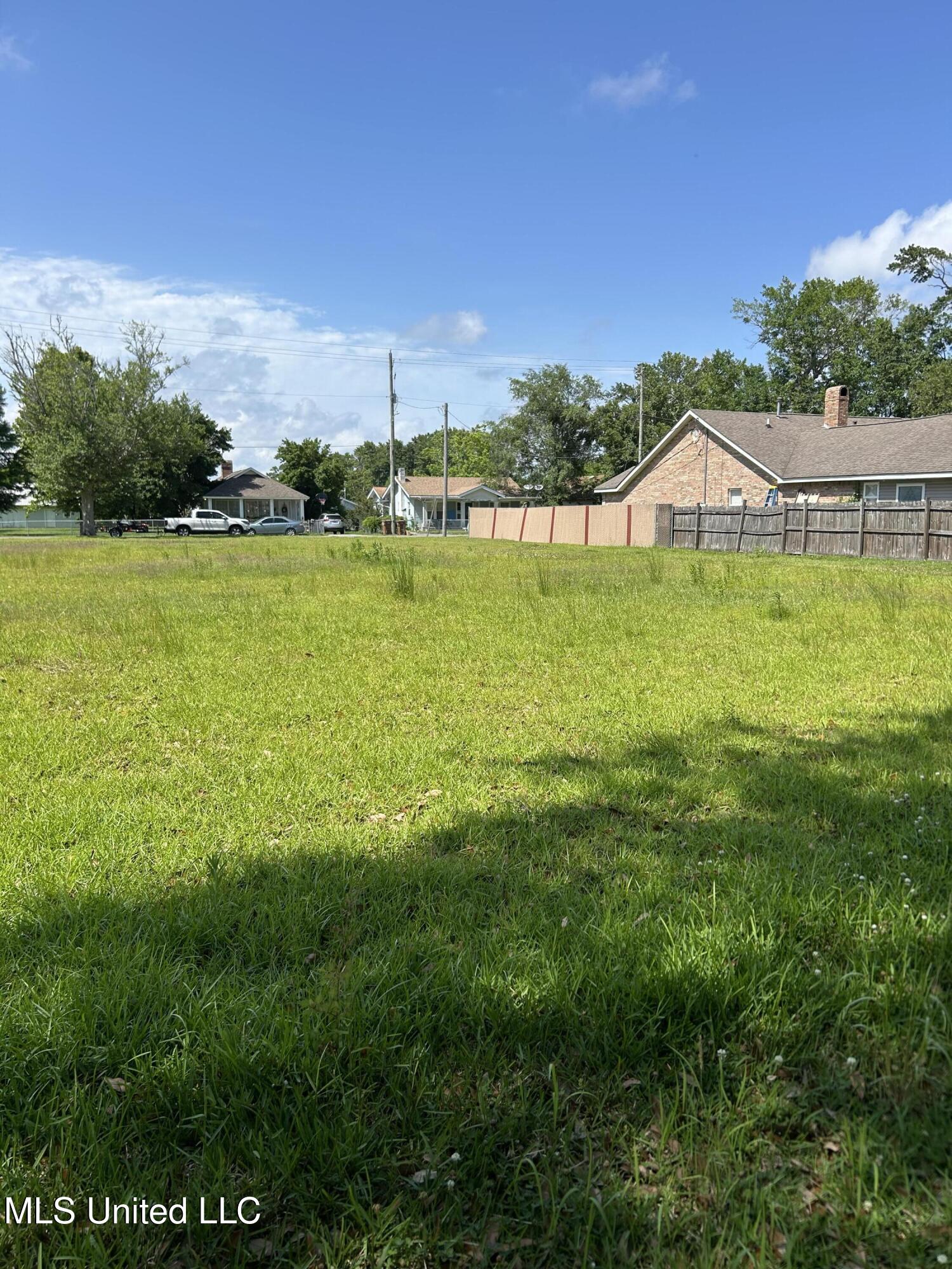 3185 Race Track Road Property Photo 9