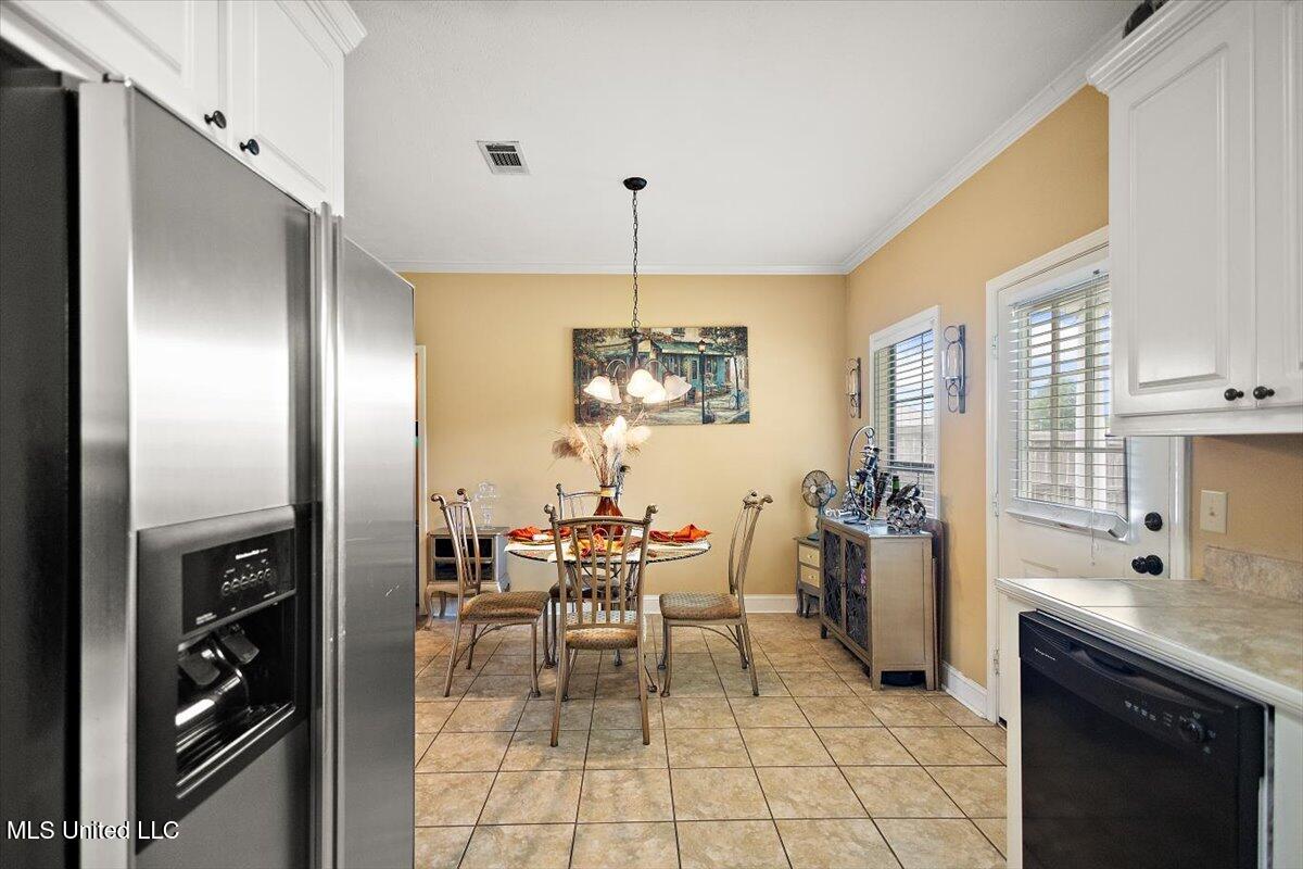 602 Oakview Way Property Photo 14