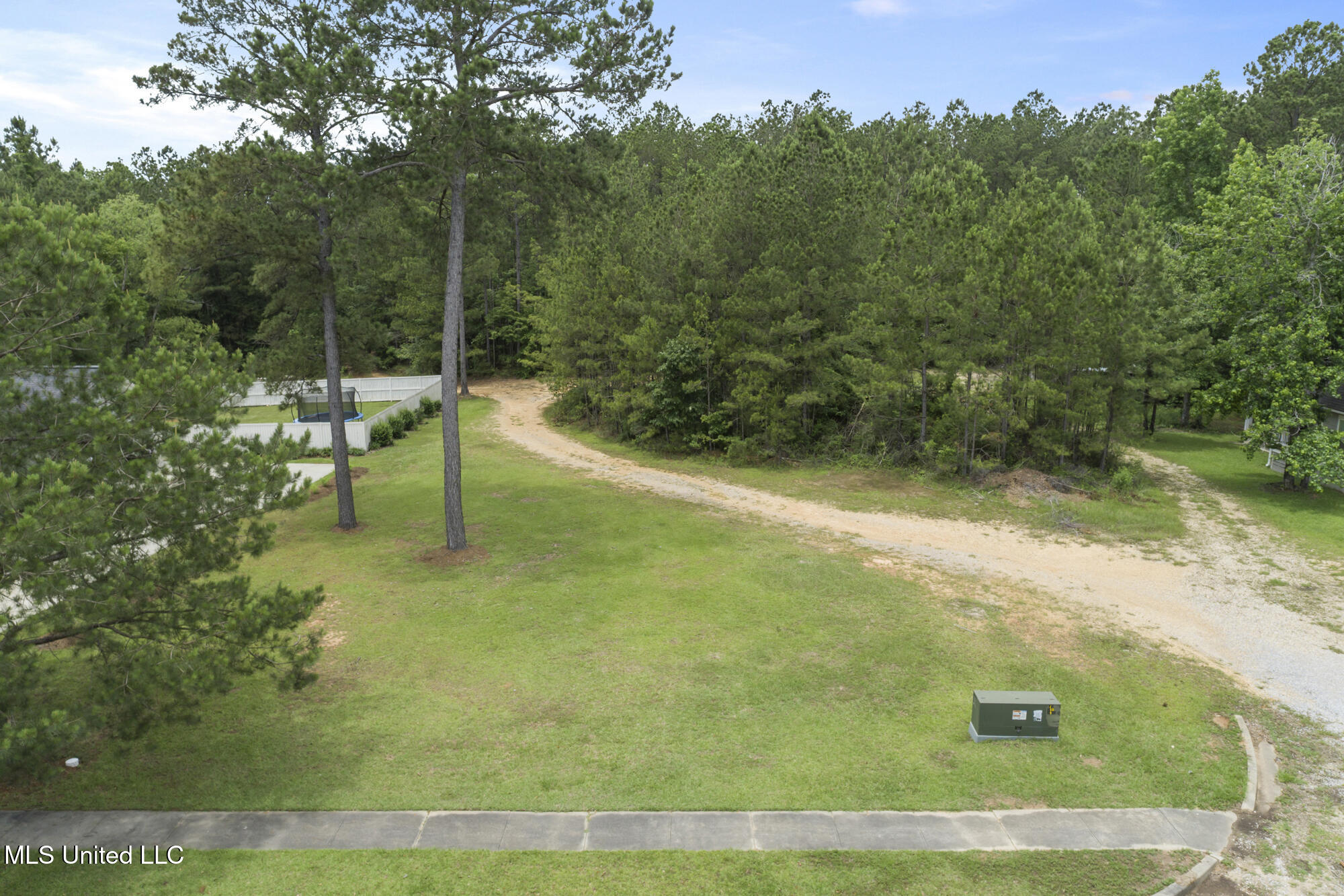 2 S Of Fields Property Photo 1