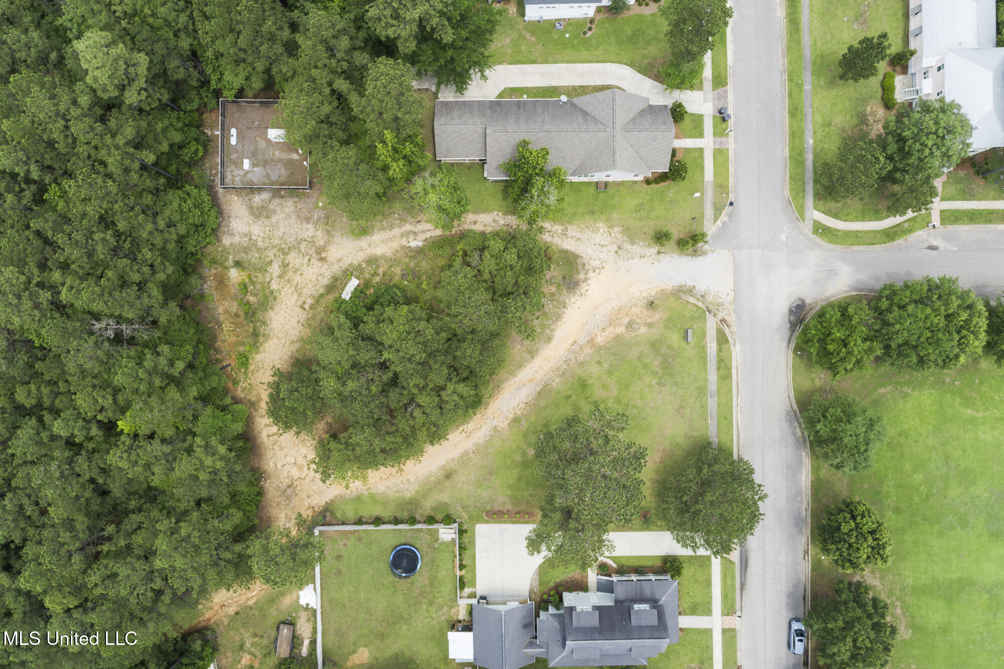 2 S Of Fields Property Photo 3