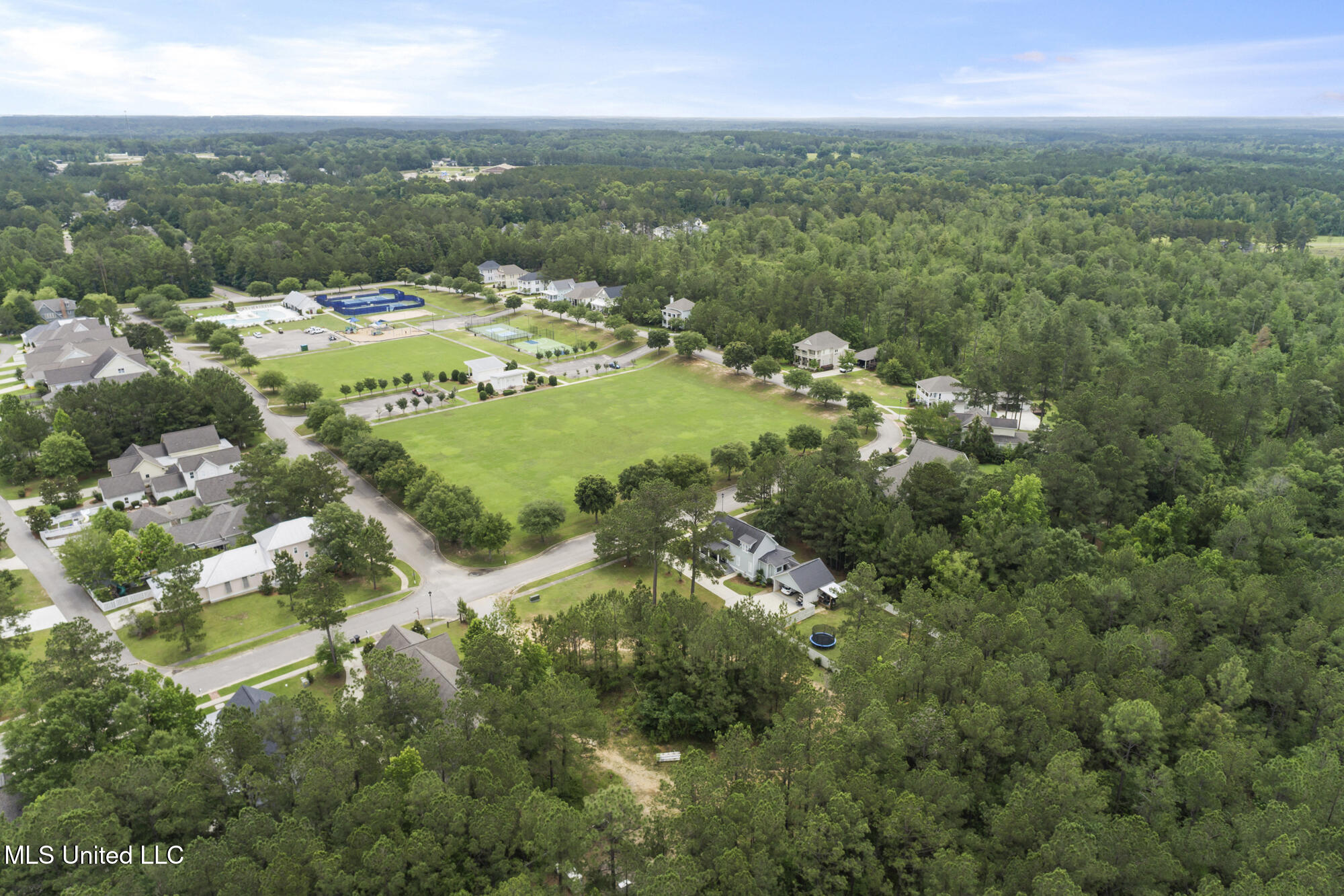 2 S Of Fields Property Photo 19