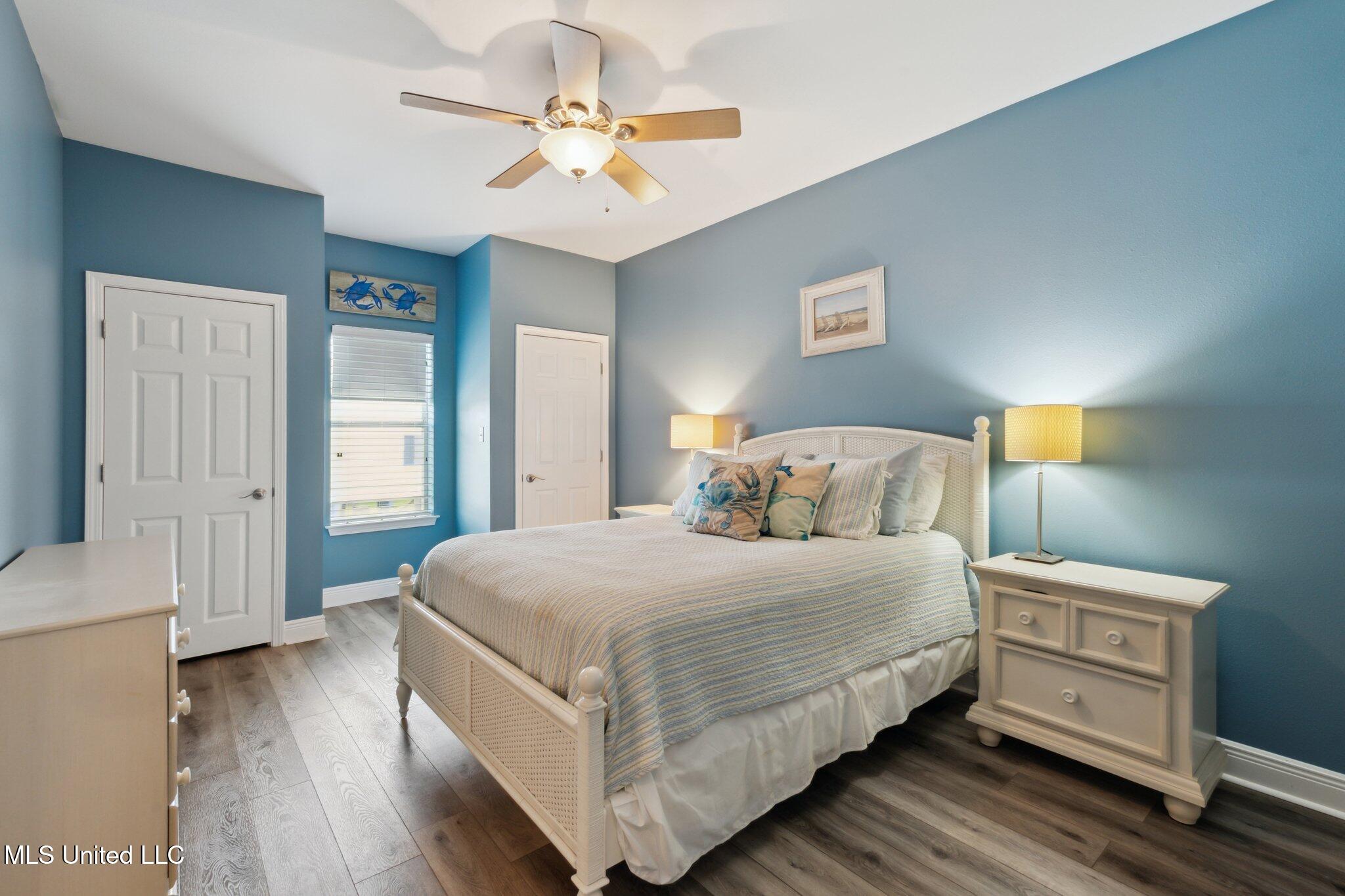 6241 Shawnee Street Property Photo 5