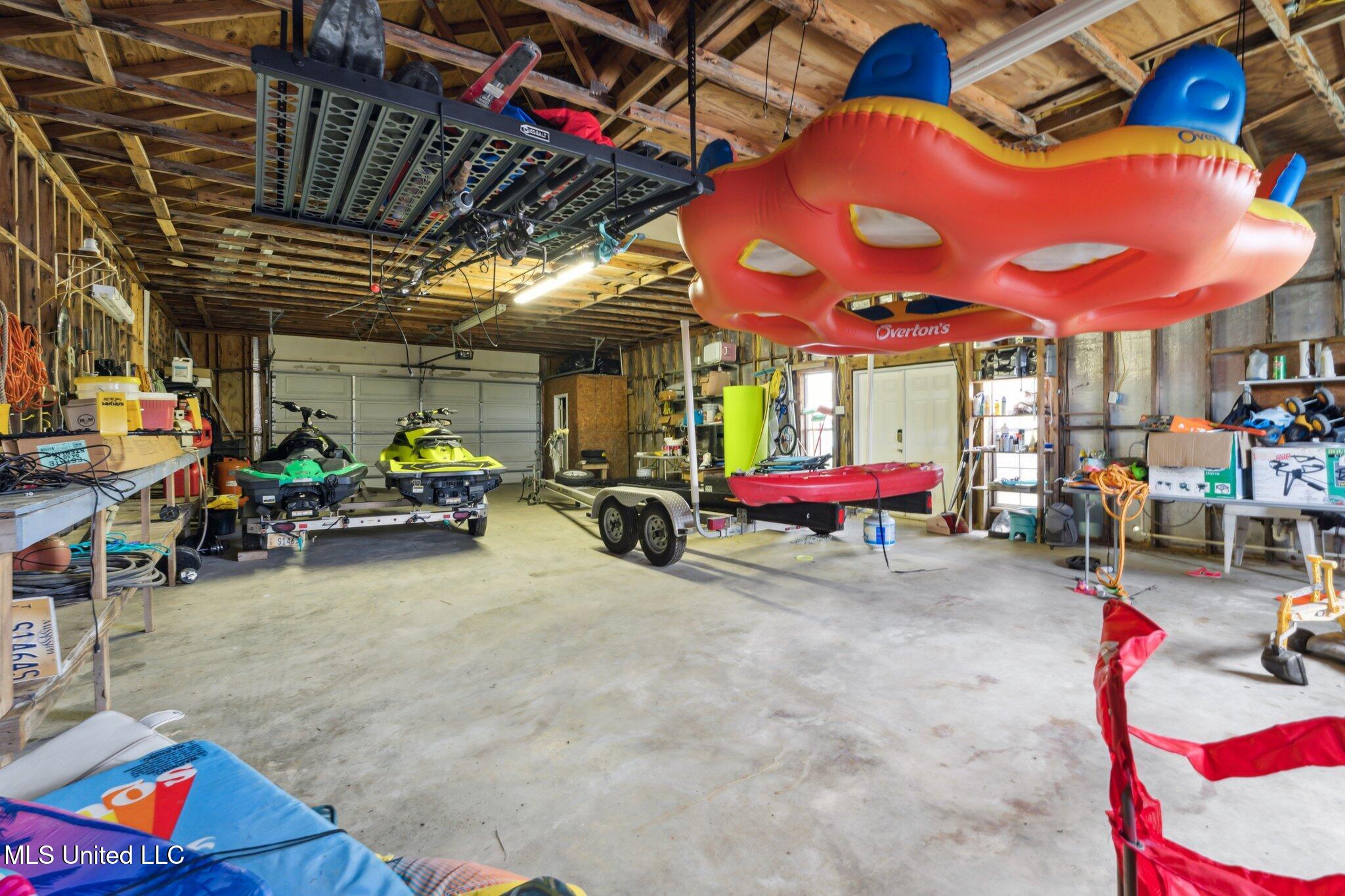 6241 Shawnee Street Property Photo 15