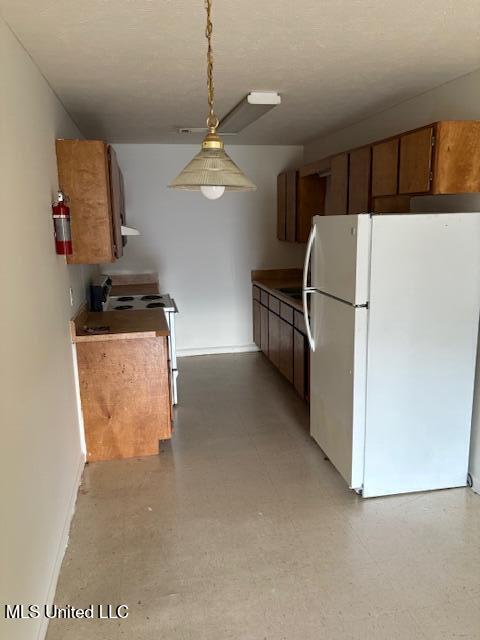 412 E Hays Street Property Photo 6