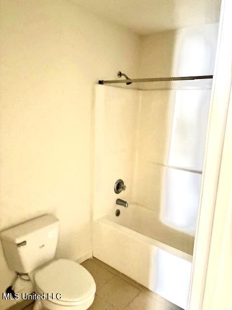 412 E Hays Street Property Photo 9