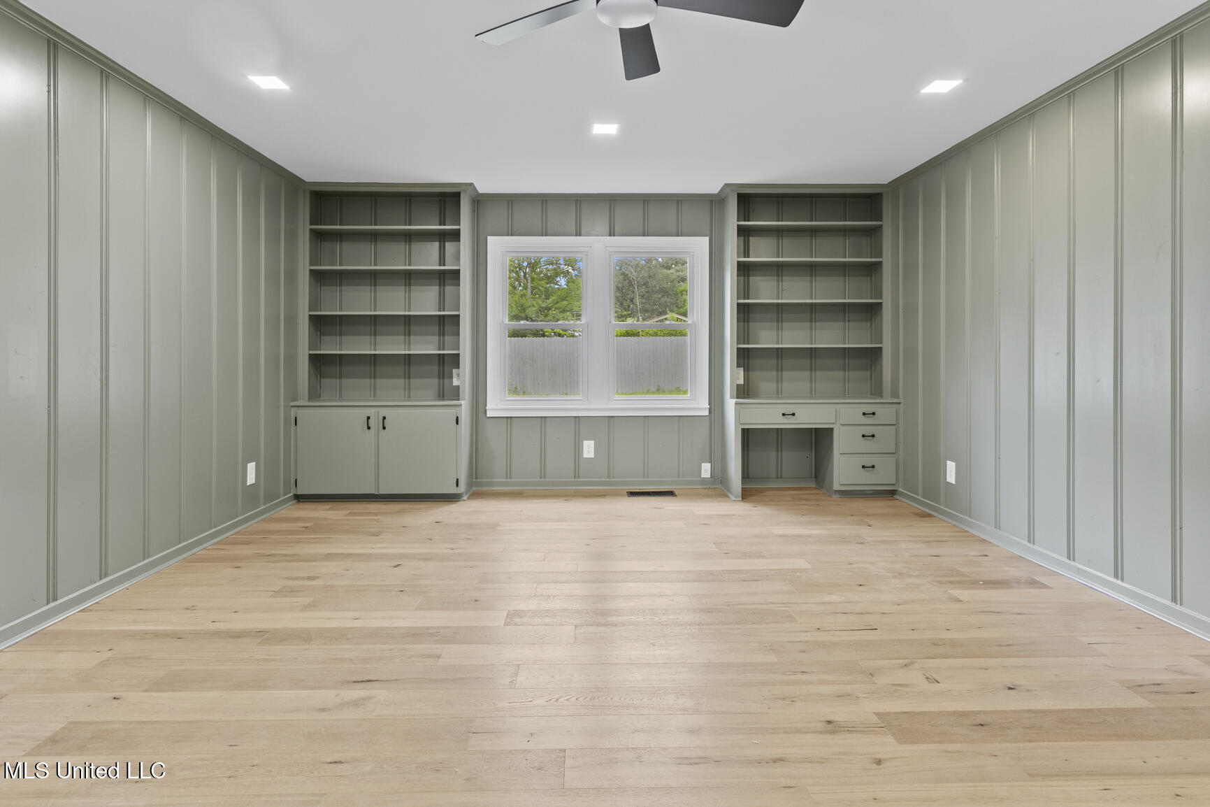 1606 Lockwood Avenue Property Photo 14