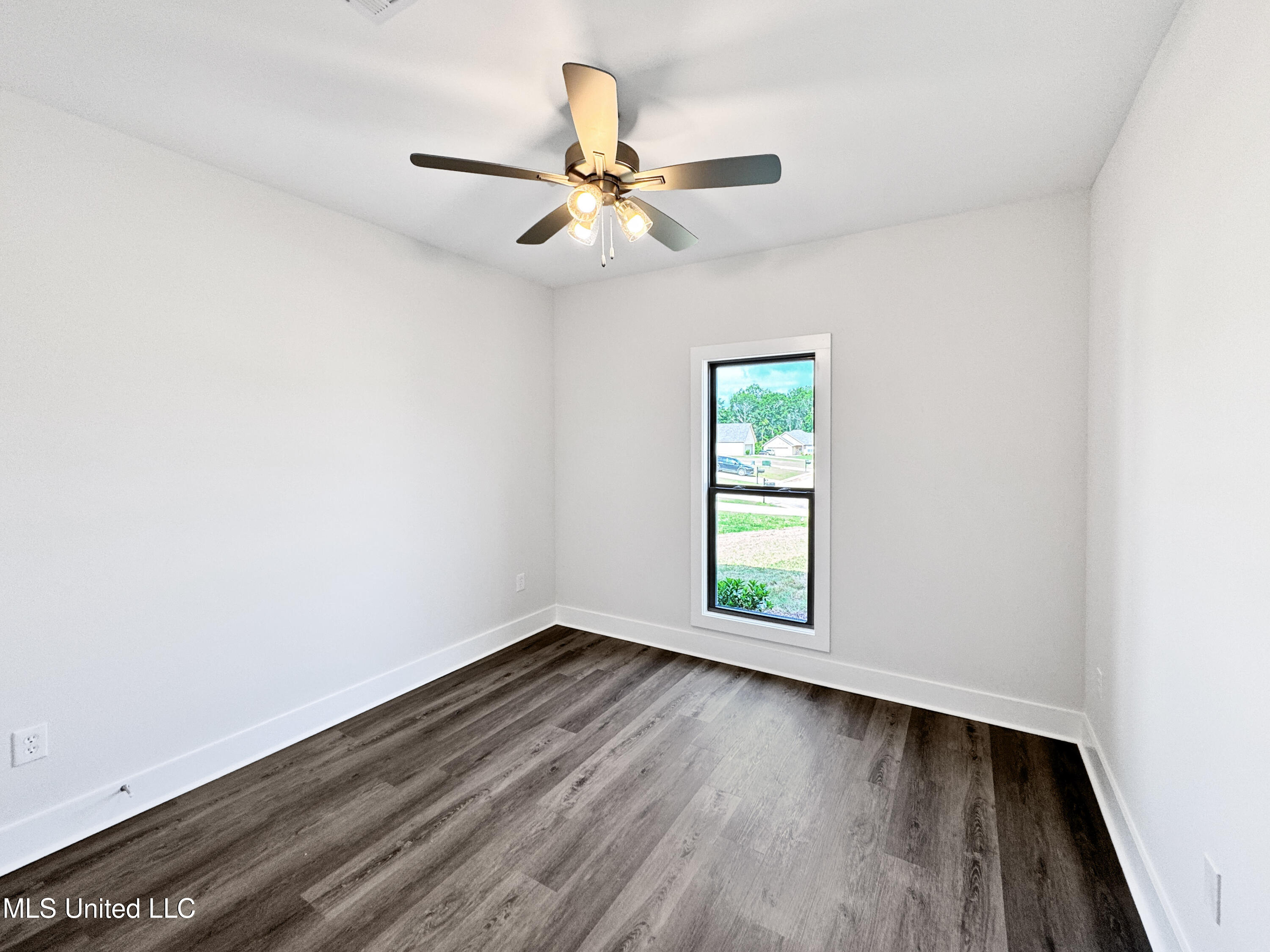757 Magnolia Point Circle Property Photo 20