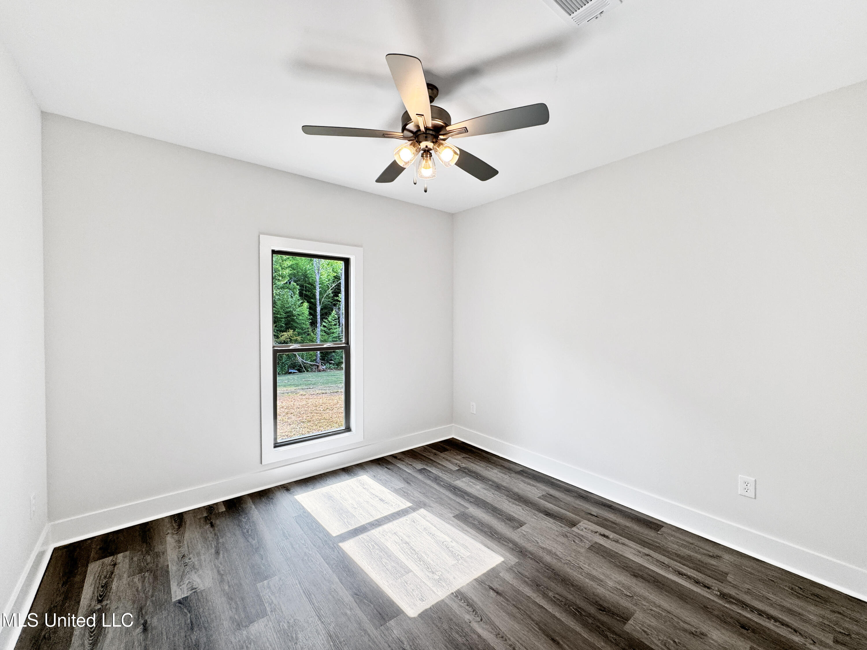 757 Magnolia Point Circle Property Photo 21