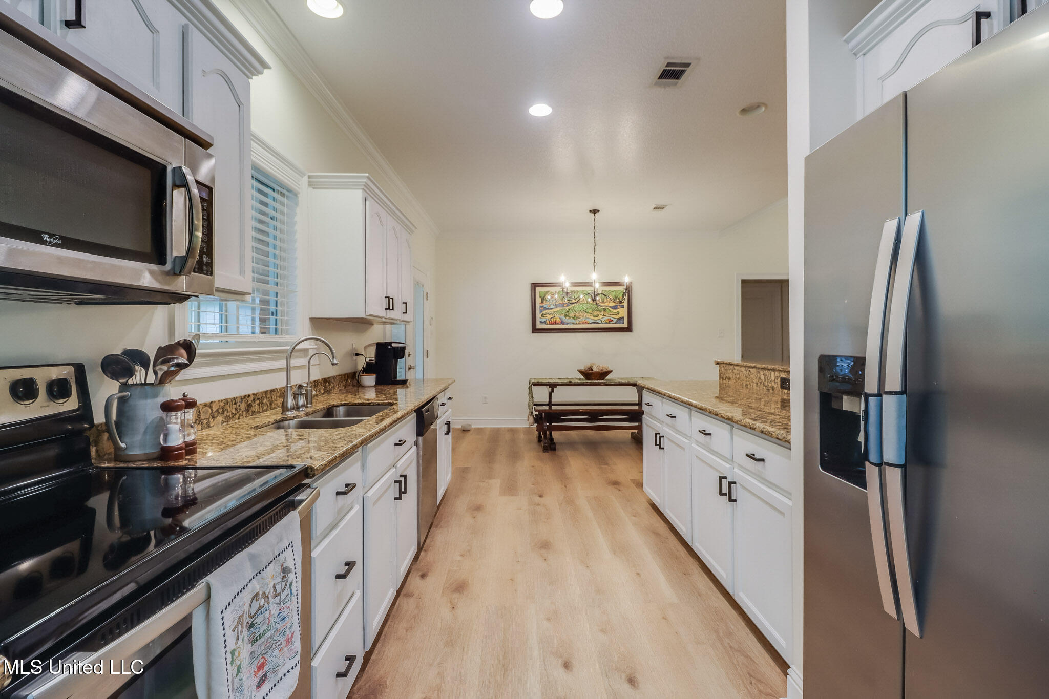 6811 Old Fort Bayou Road Property Photo 9