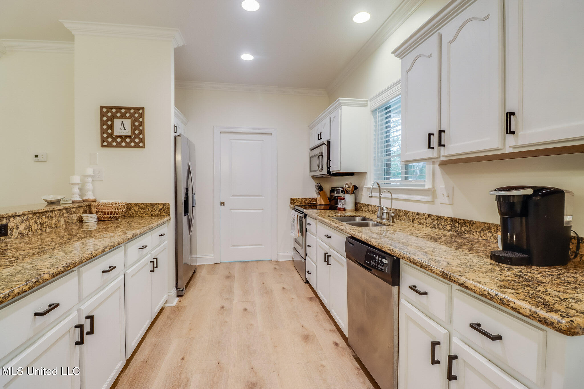 6811 Old Fort Bayou Road Property Photo 10