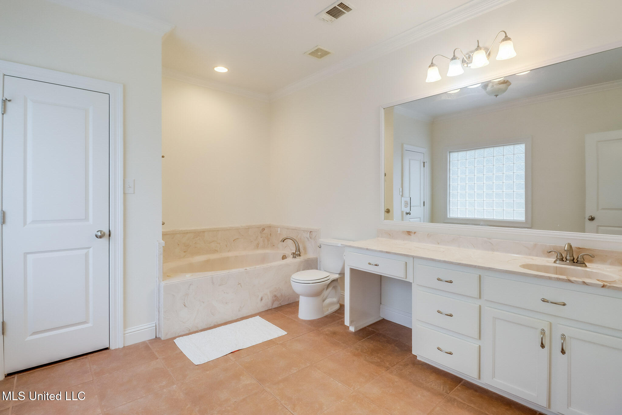 6811 Old Fort Bayou Road Property Photo 14