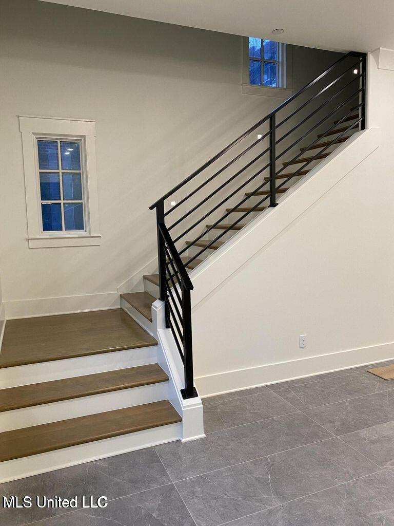 2441 Memphis Street Property Photo 9