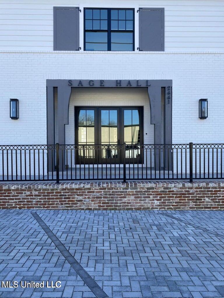 2441 Memphis Street Property Photo 19