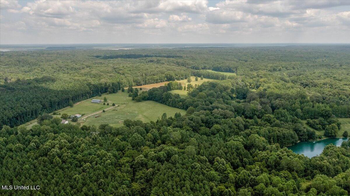 1968 Bend Road Property Photo 2