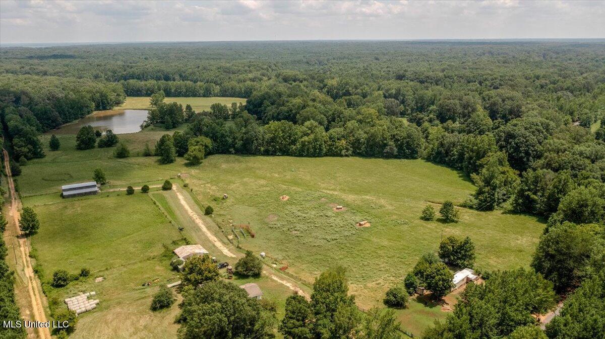 1968 Bend Road Property Photo 9