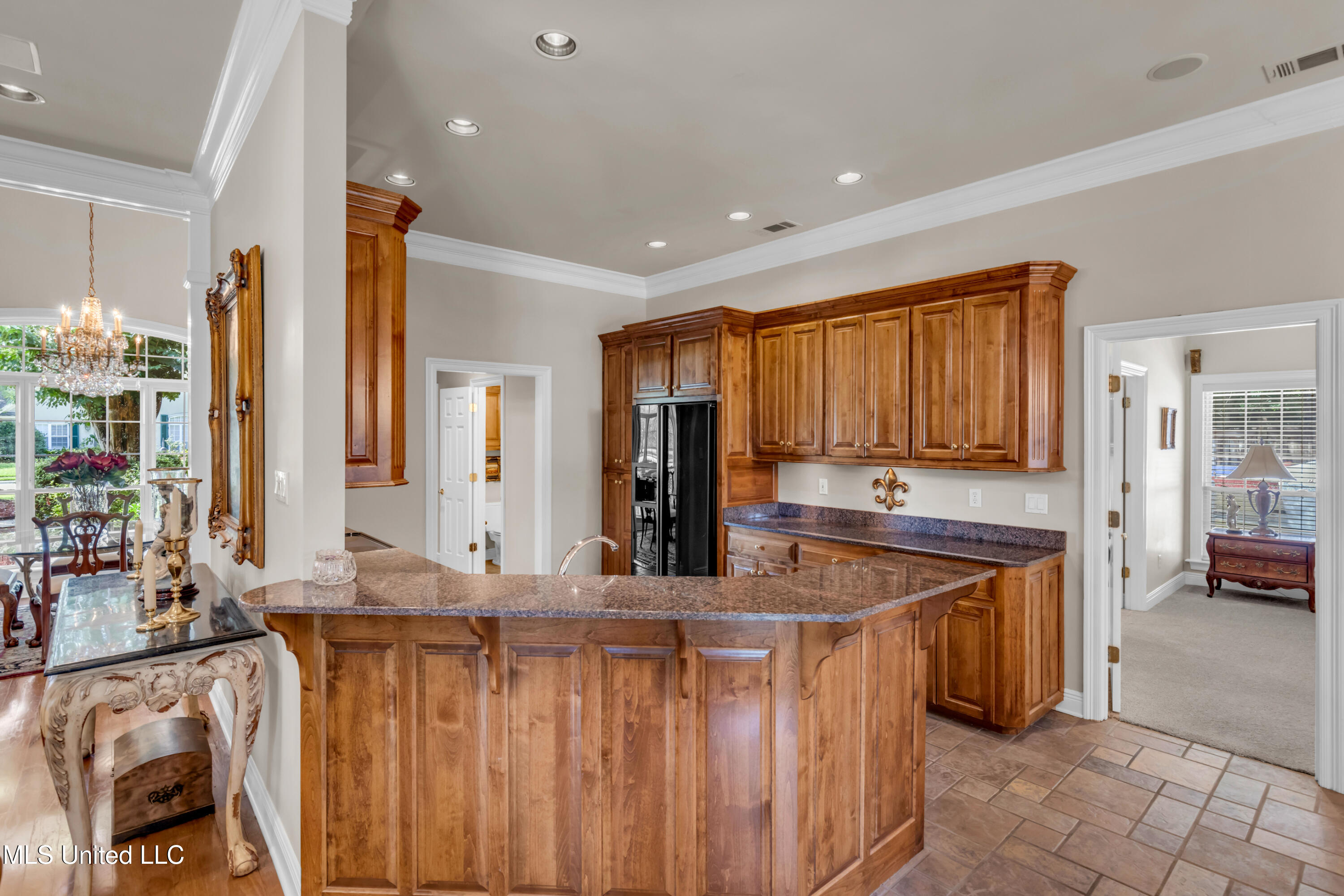 127 Surgeres Place Property Photo 12