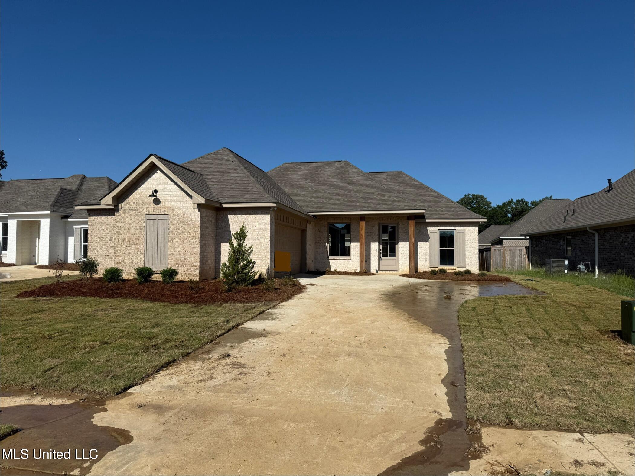 331 Willow Way Property Photo 1