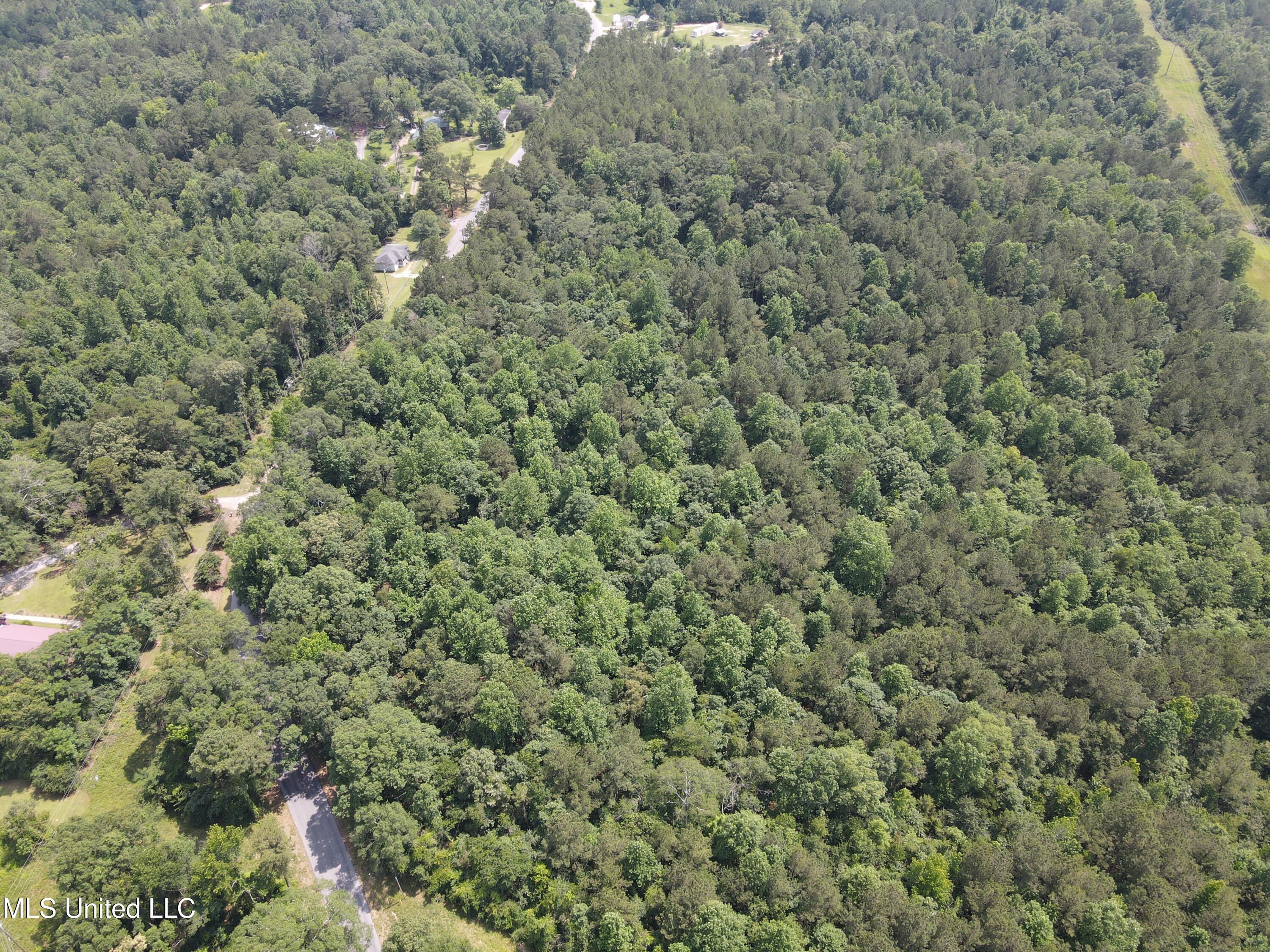 County Rd 37 Property Photo 9