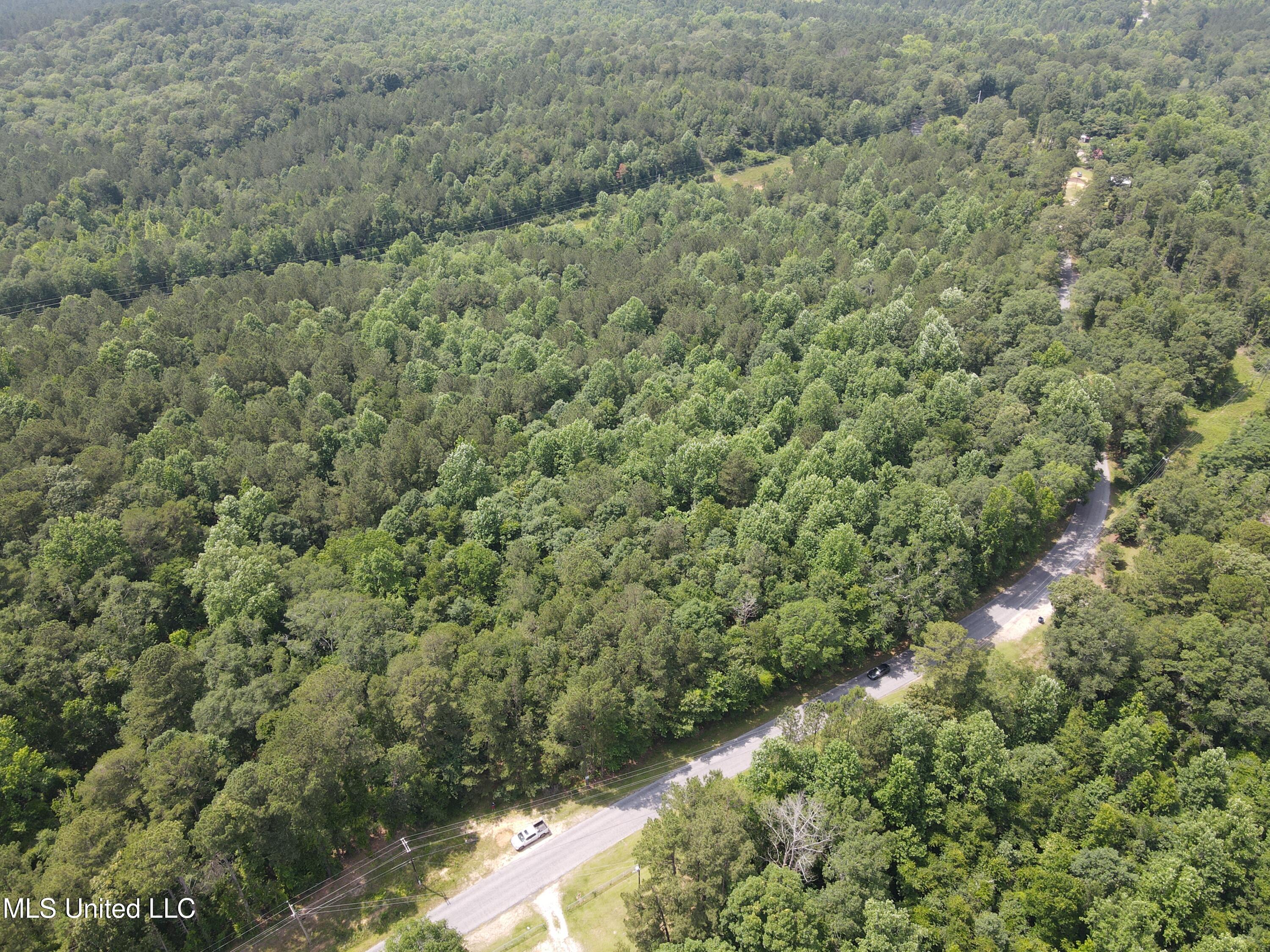 County Rd 37 Property Photo 14