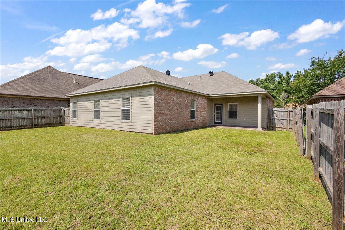 935 Frisky Drive Property Photo 28