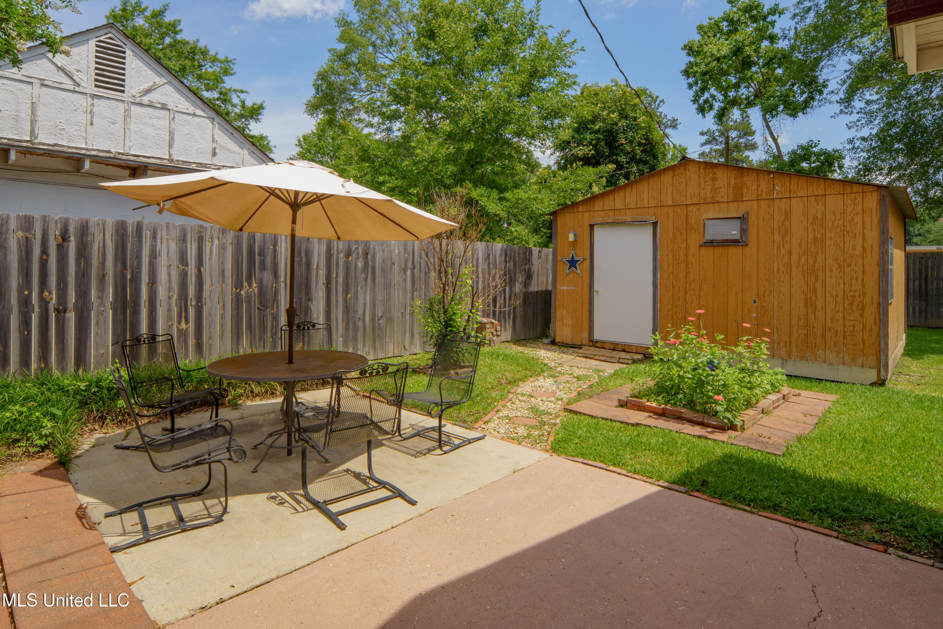 315 Mamie Street Property Photo 49