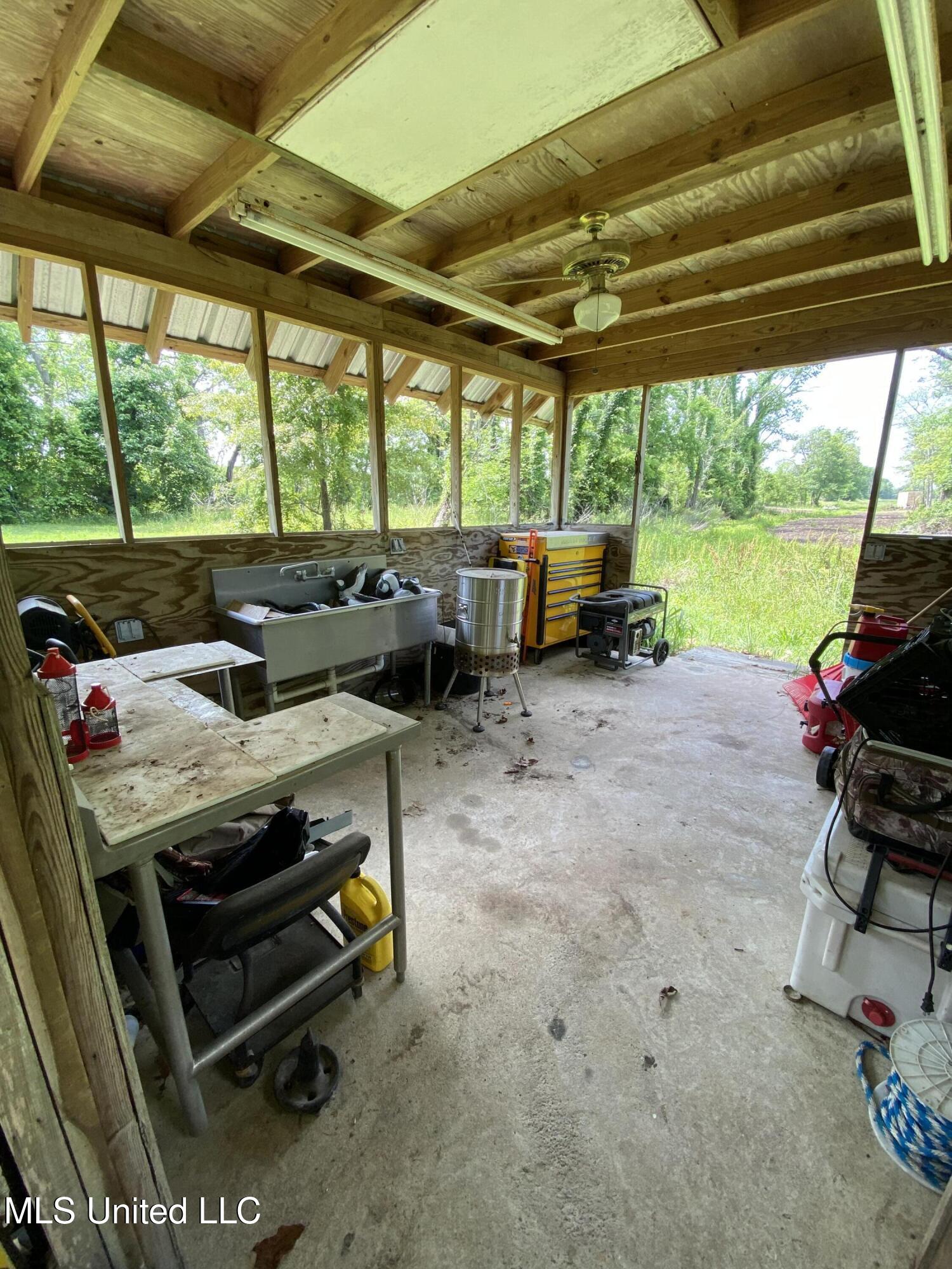 19142 La-15 Property Photo 10