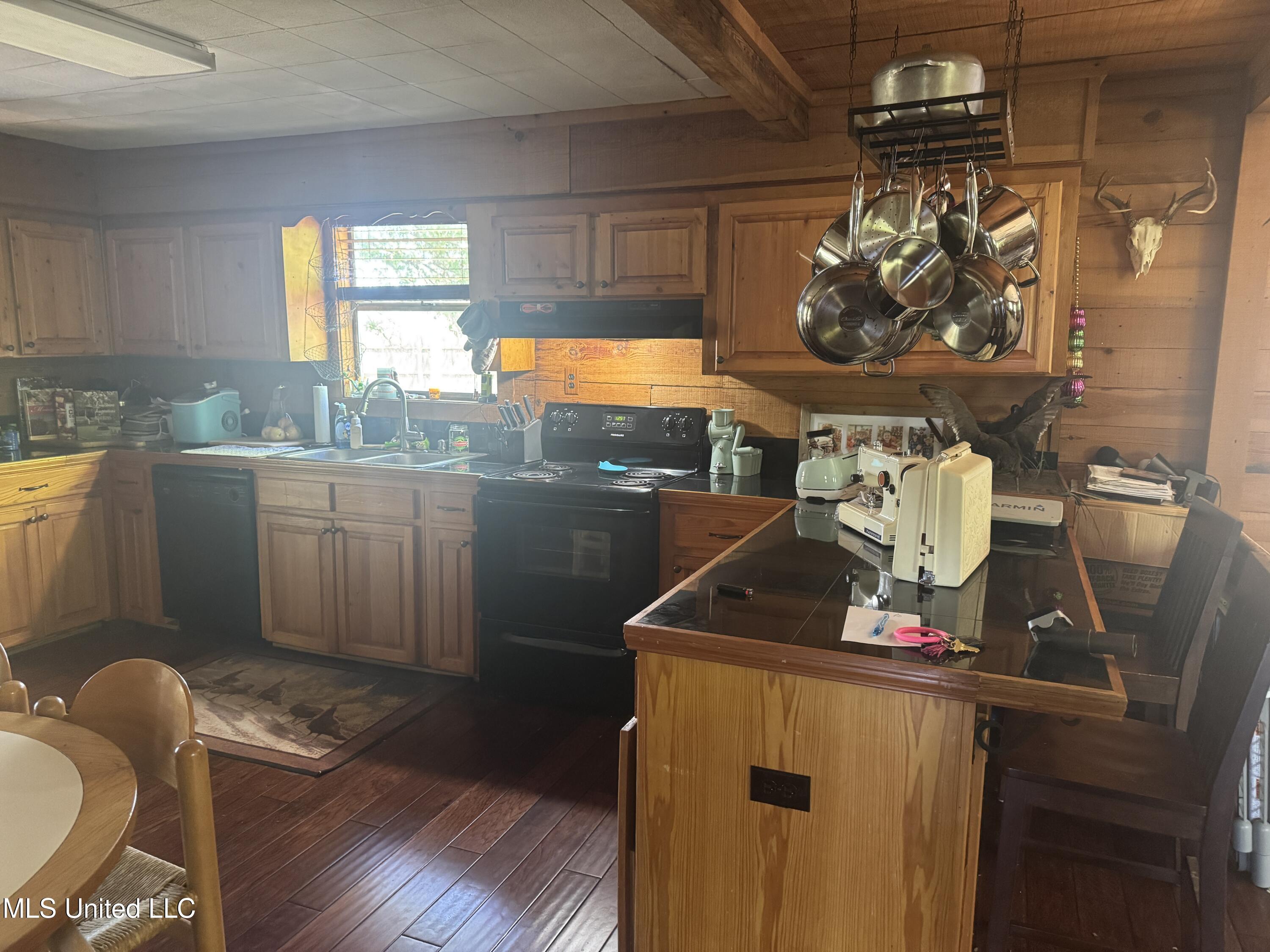 19142 La-15 Property Photo 18