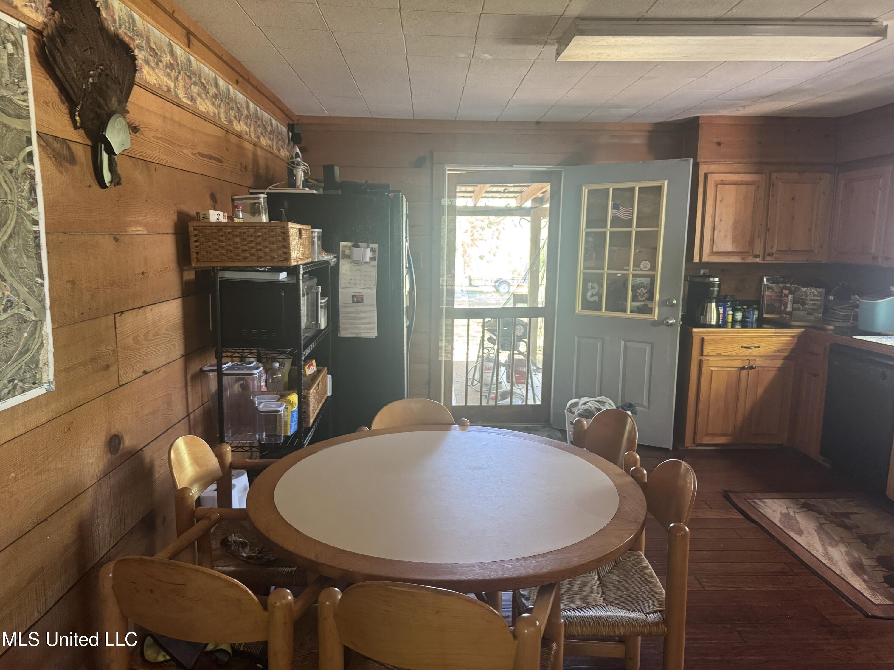 19142 La-15 Property Photo 20