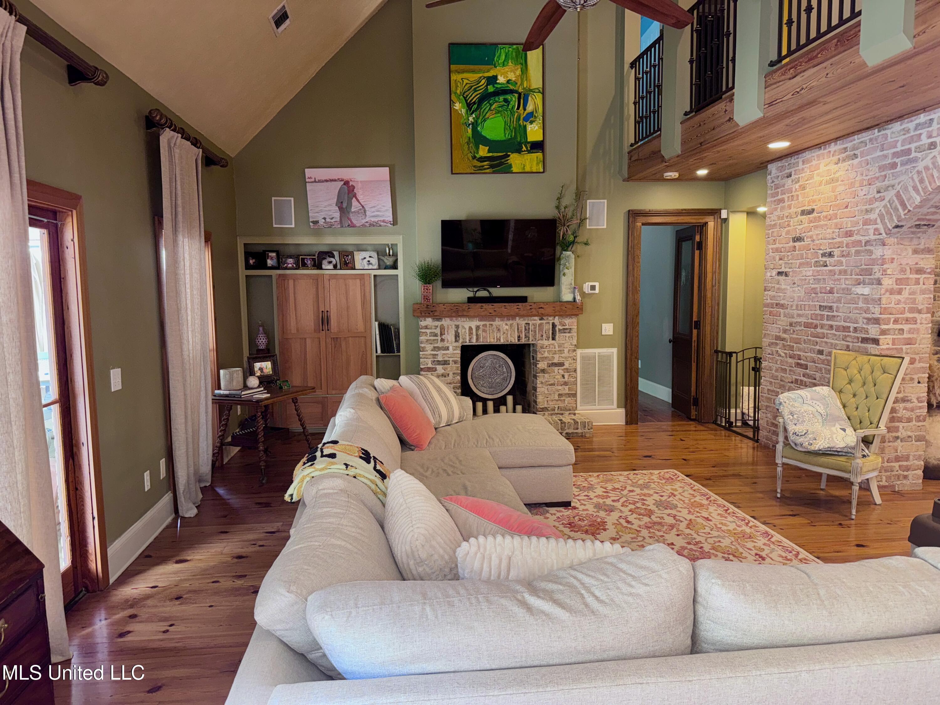 236 Sawbridge Drive Property Photo 15