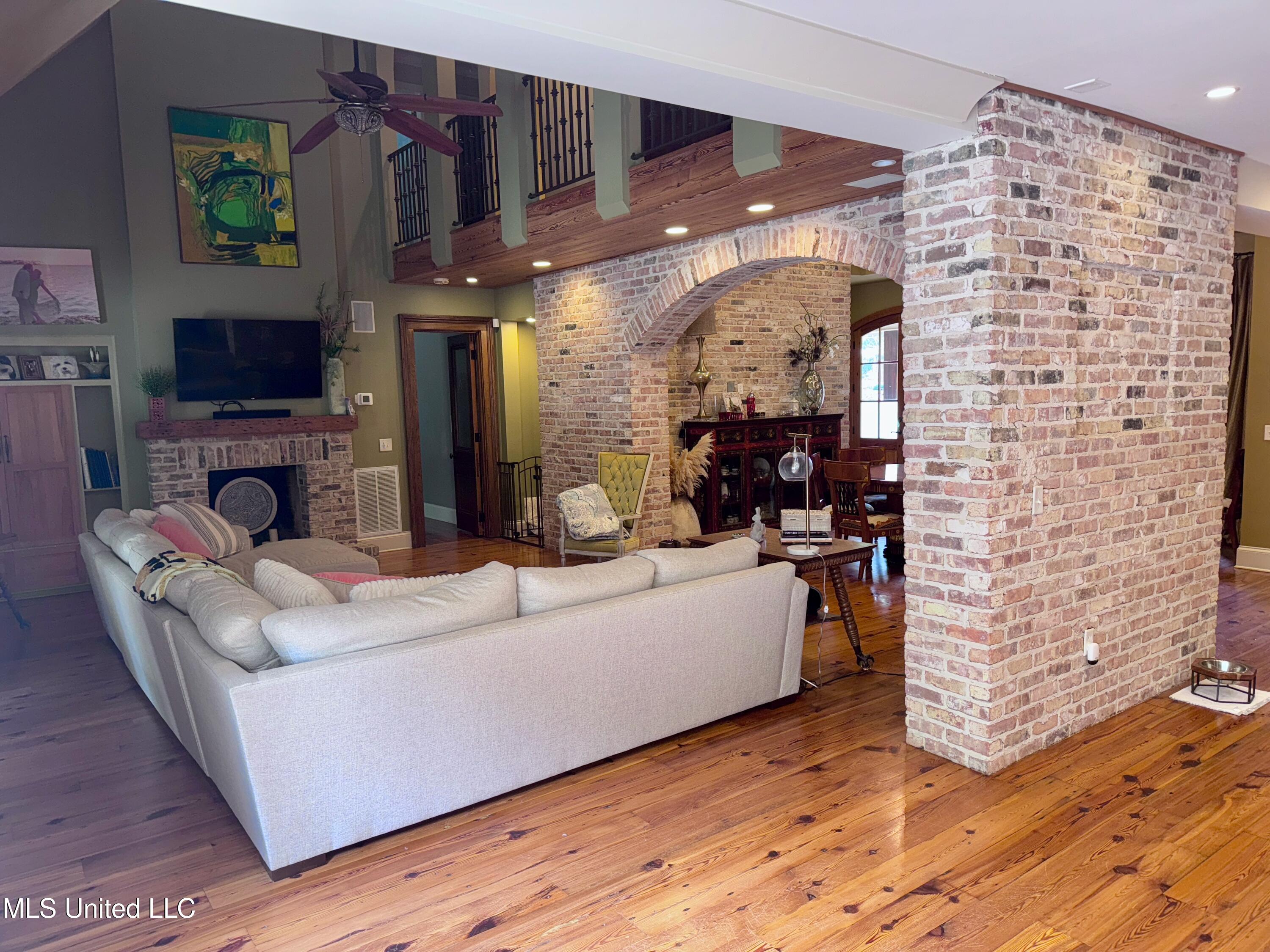 236 Sawbridge Drive Property Photo 17