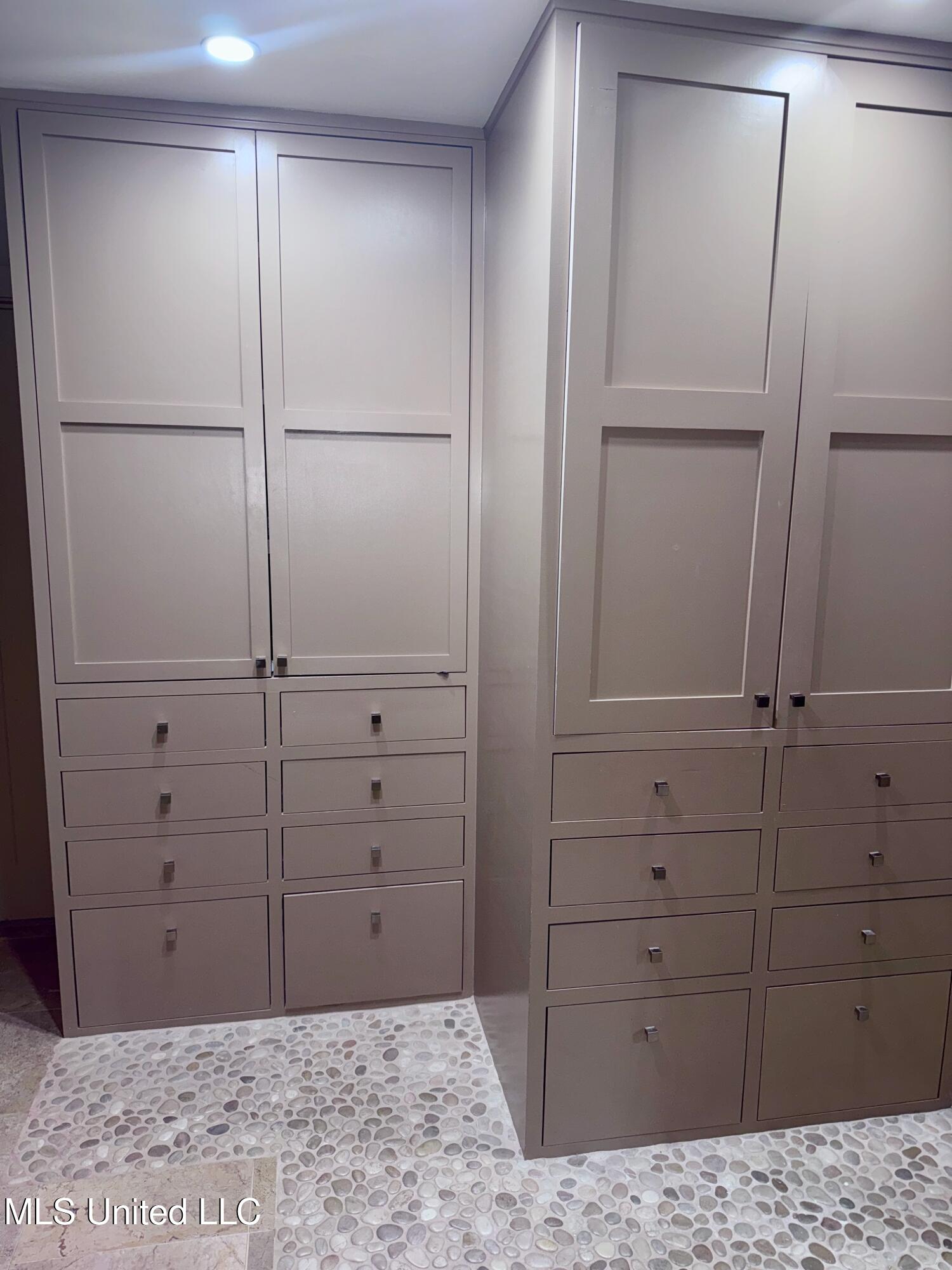 236 Sawbridge Drive Property Photo 48