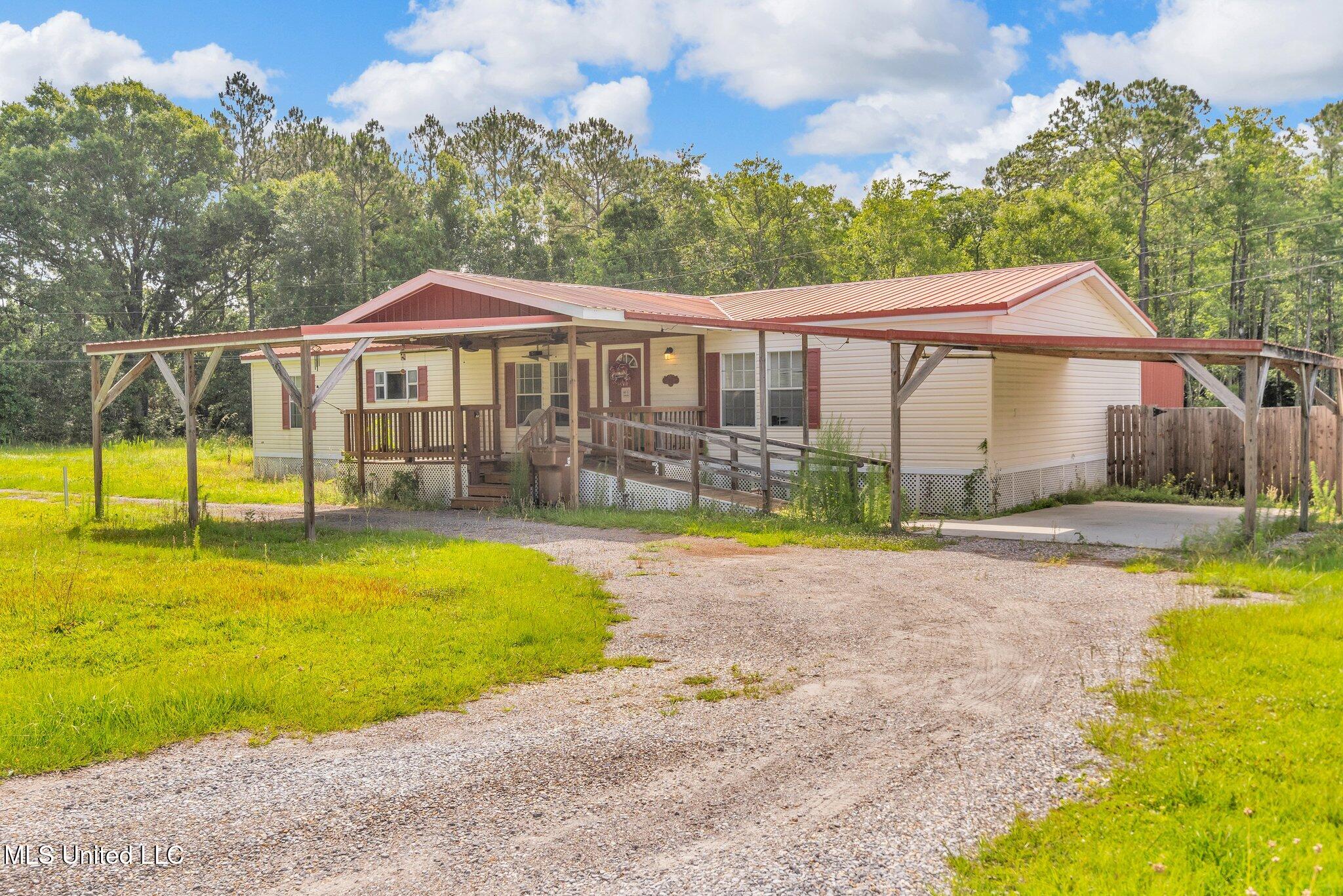 10376 S Bayou Bernard Road Property Photo