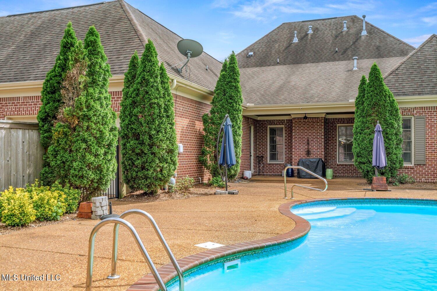4050 Robinson Crossing Property Photo 38