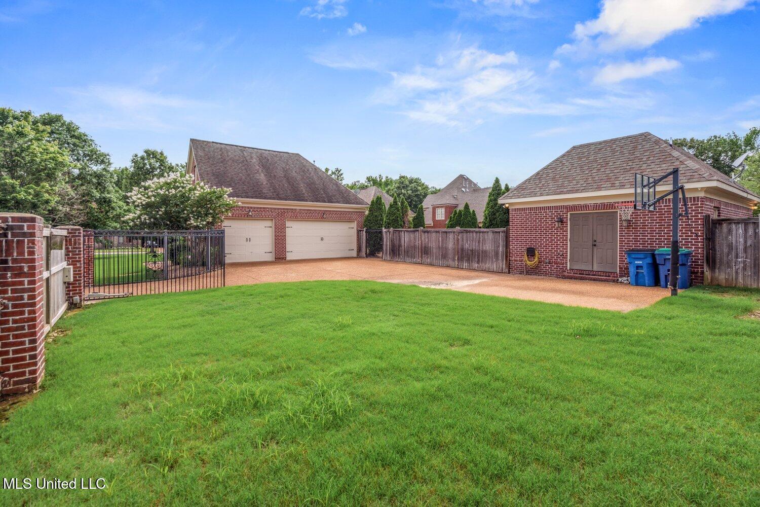4050 Robinson Crossing Property Photo 45