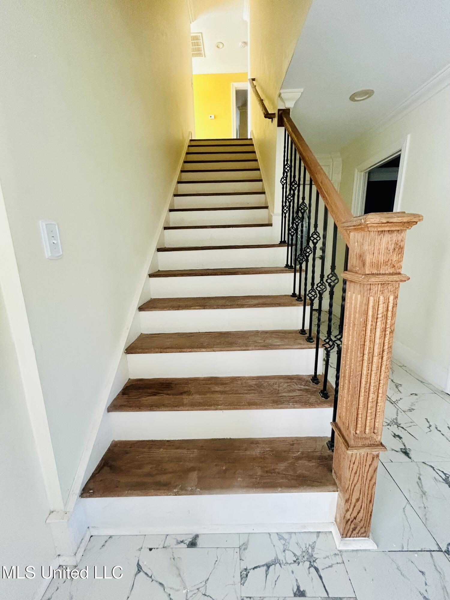 589 N Old Canton Road Property Photo 17