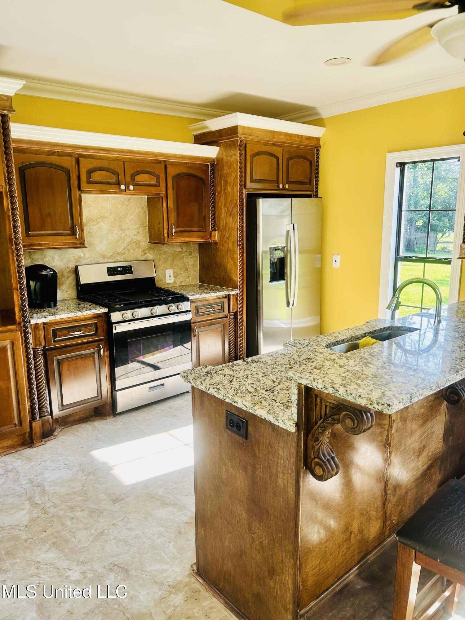 589 N Old Canton Road Property Photo 36