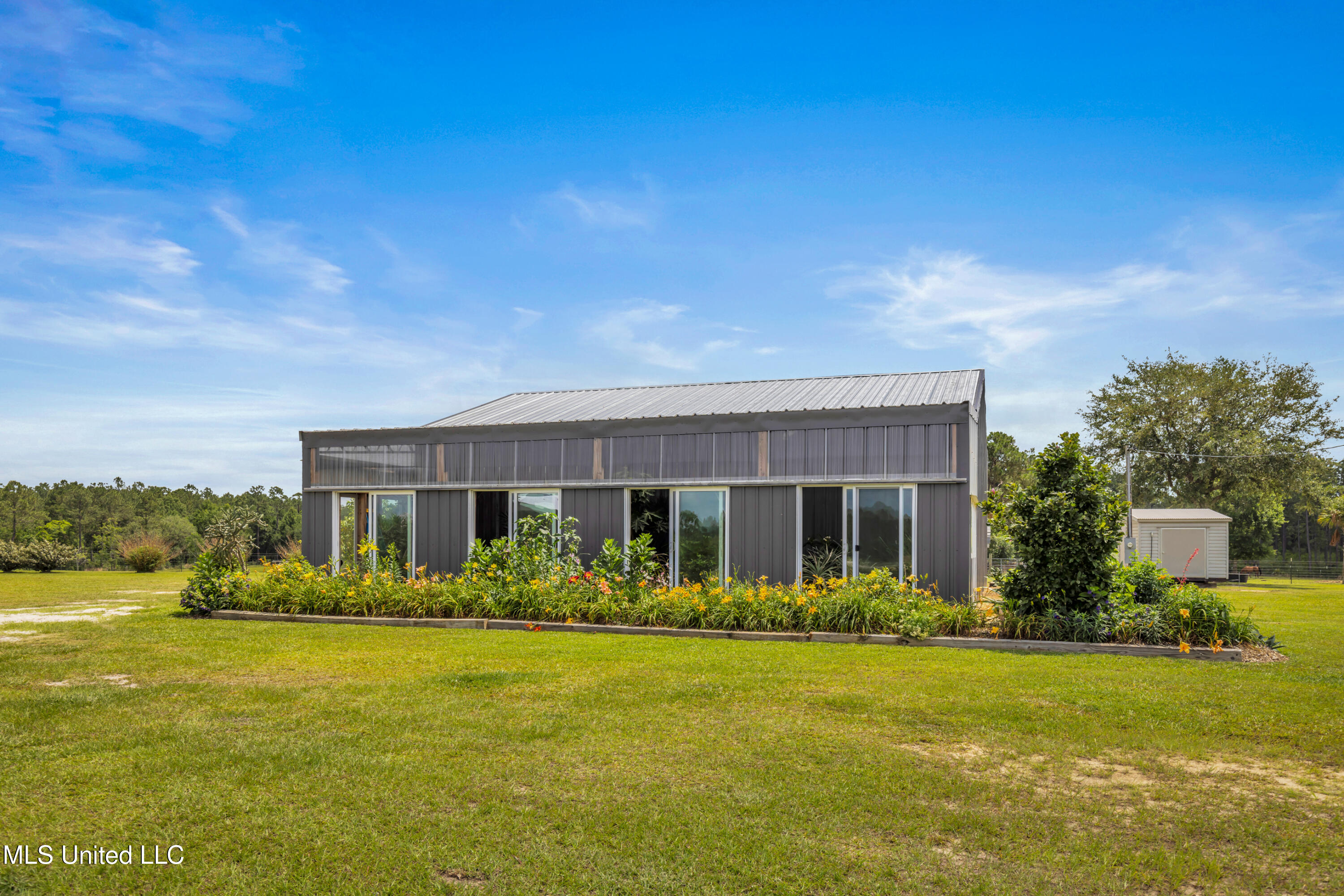 28193 J P Ladner Road Property Photo 19